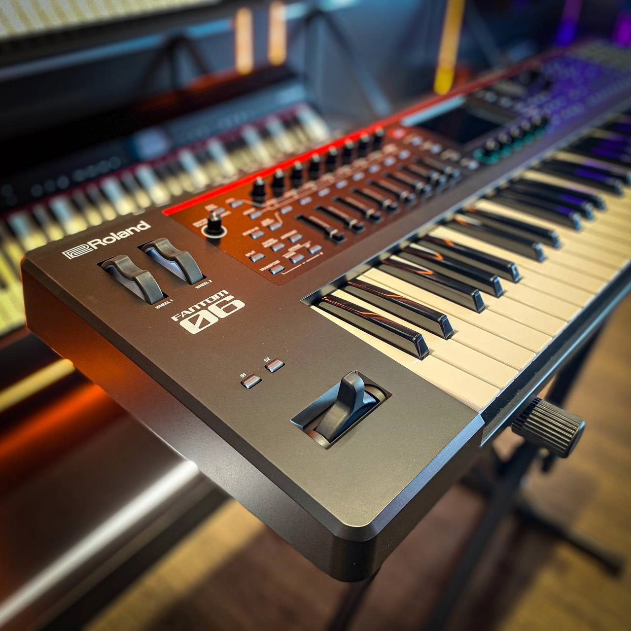 Roland FANTOM-06 Music Workstation Keyboard For over 20 years 