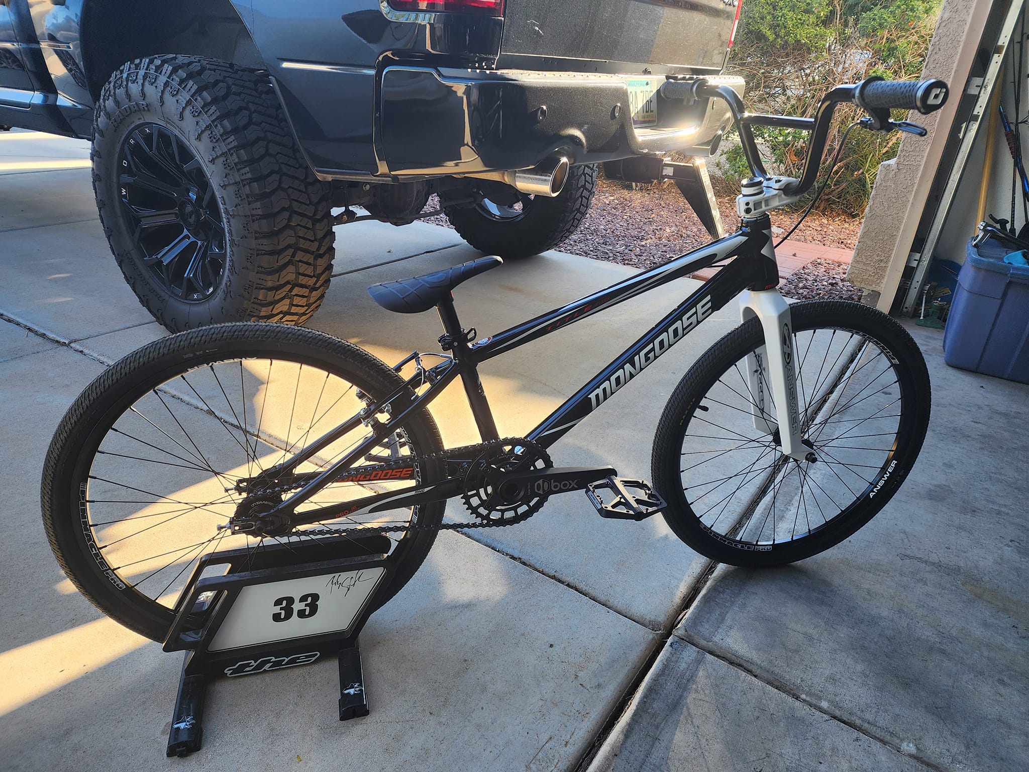 Mongoose Title Elite 24