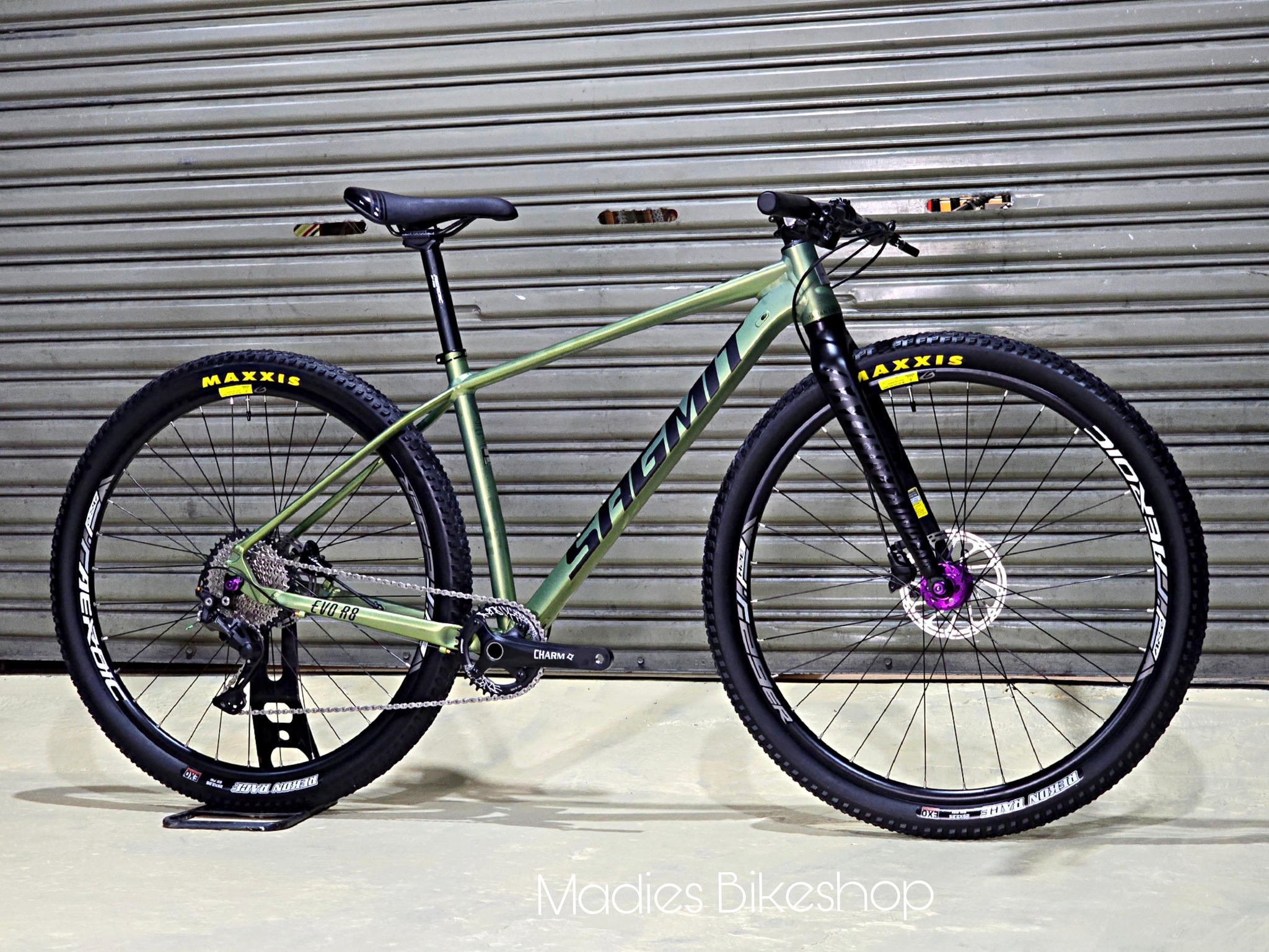 Madie's - J O K E R E D I T I O N 🃏 SAGMIT Evo R8 29er 12speed, Shimano ...