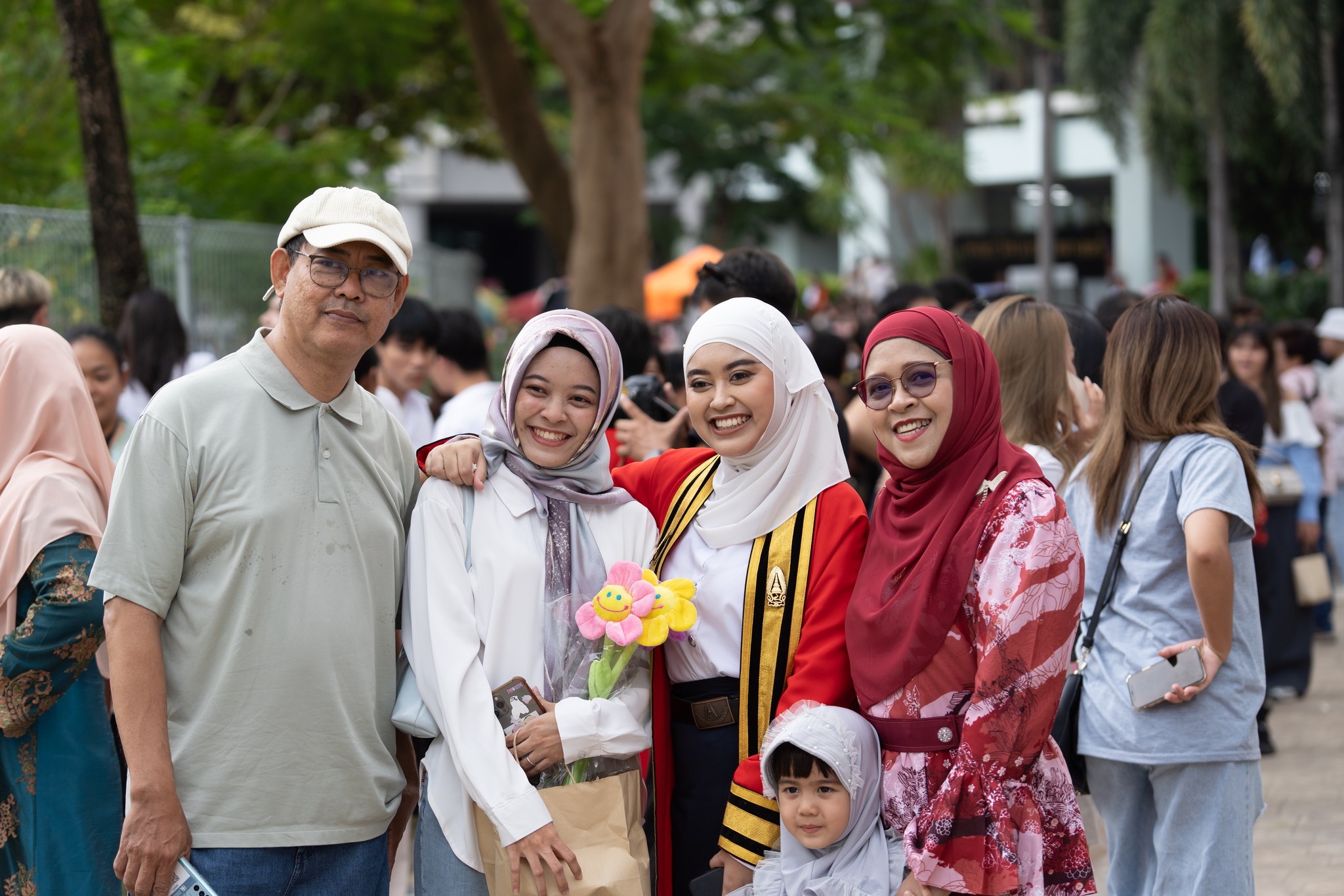 KMUTT - ประมวลภาพบรรยากาศวันถ่ายภาพหมู่บัณฑิต...