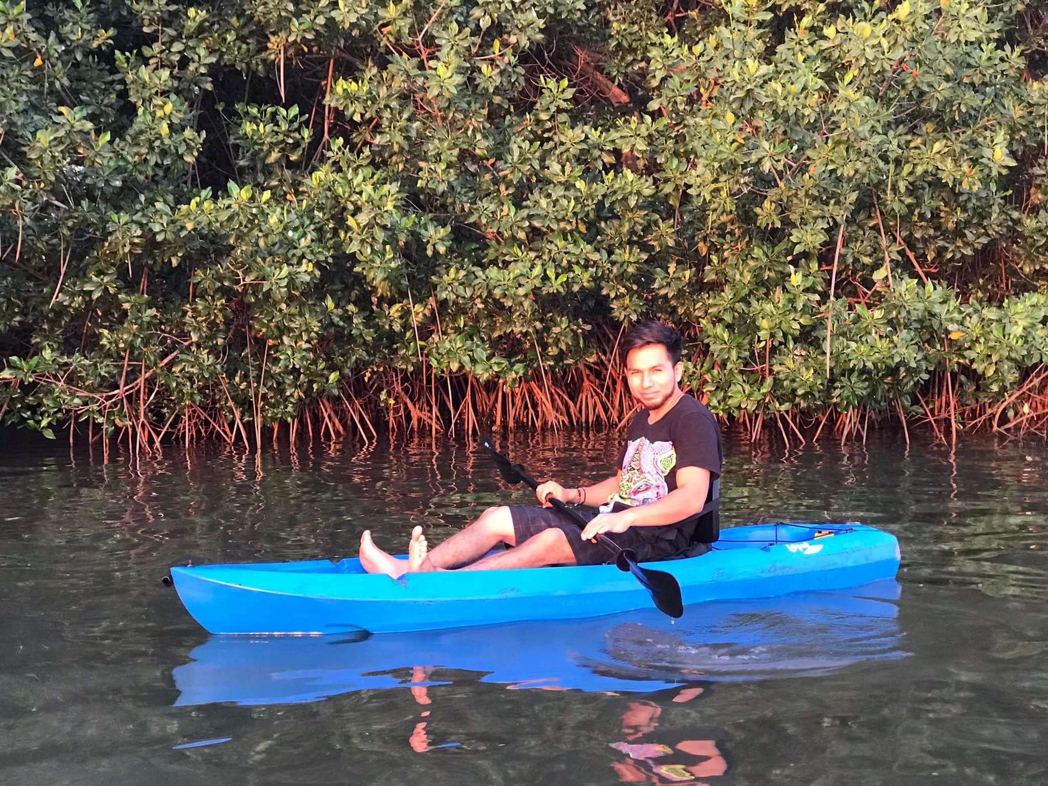 Dr. Kayak