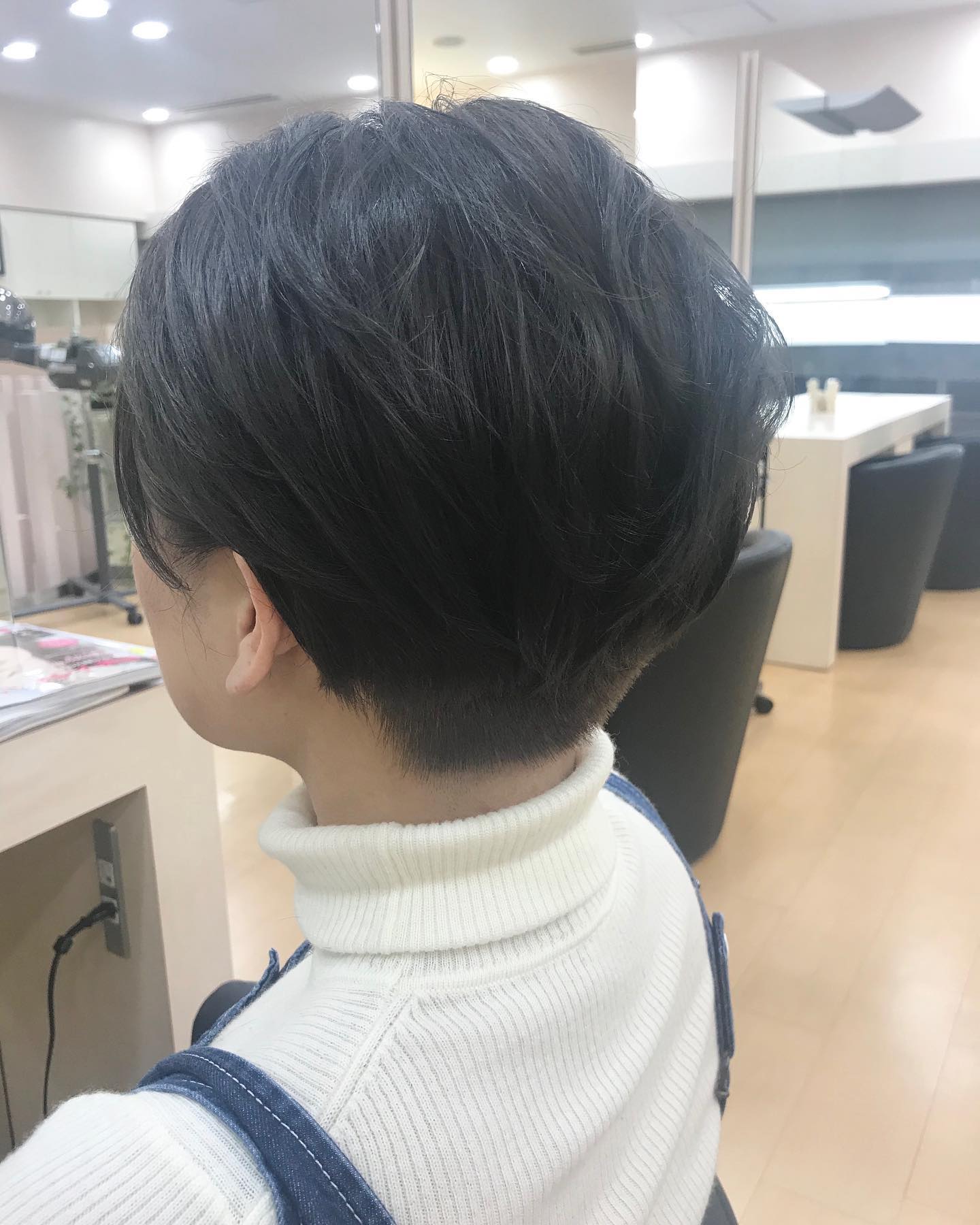 Rutilus 刈り上げショートヘア Before After 襟足はスッキリ刈り上げて Facebook