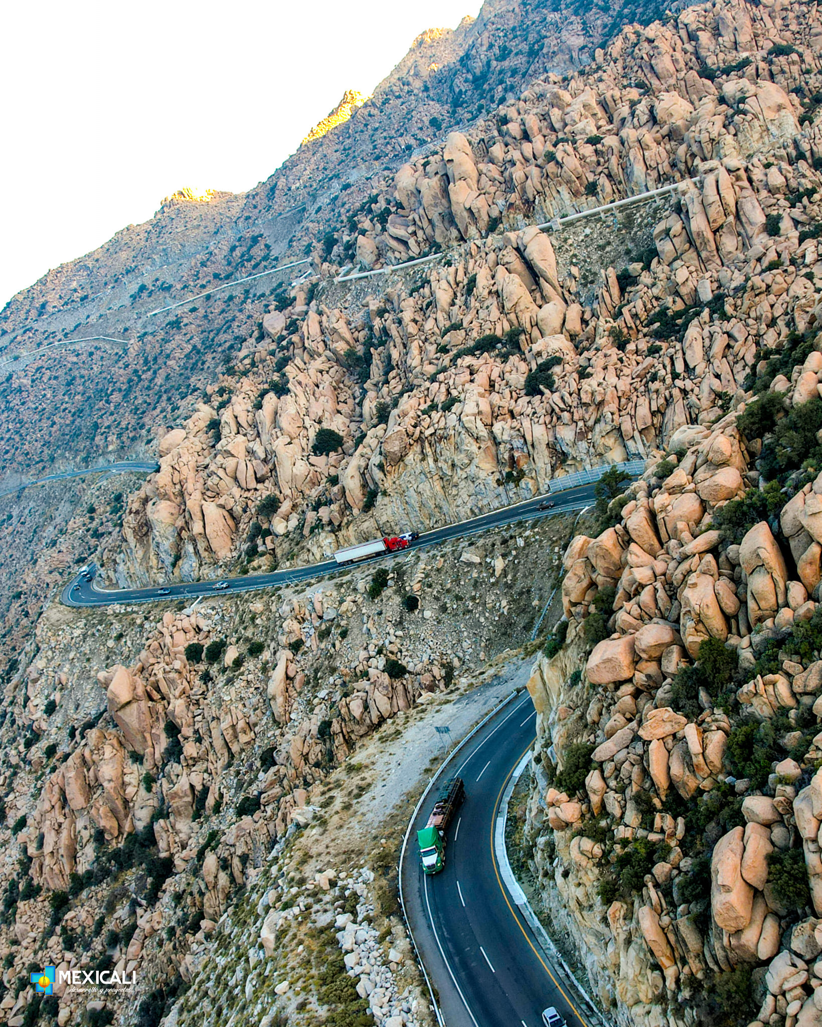 LA RUMOROSA, ESPECTACULARES... - Mexicali en la Mira