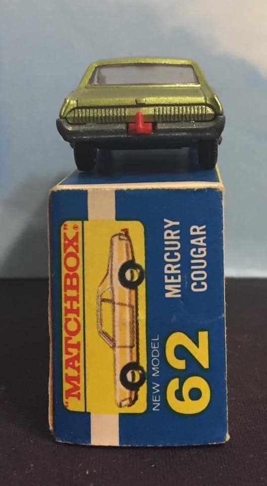 その他 MATCHBOX '69 COUGAR XR-7 1/25 1969 Mercury Cougar XR-7 Convertible. Used on 1969 James Bond movie.