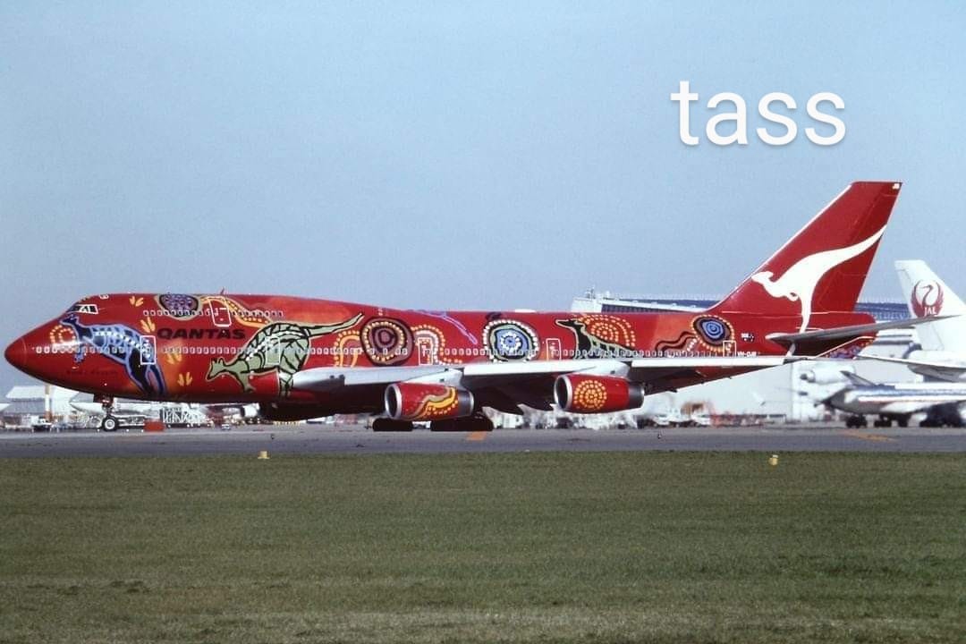 Qantas Boeing 747-438 promotion