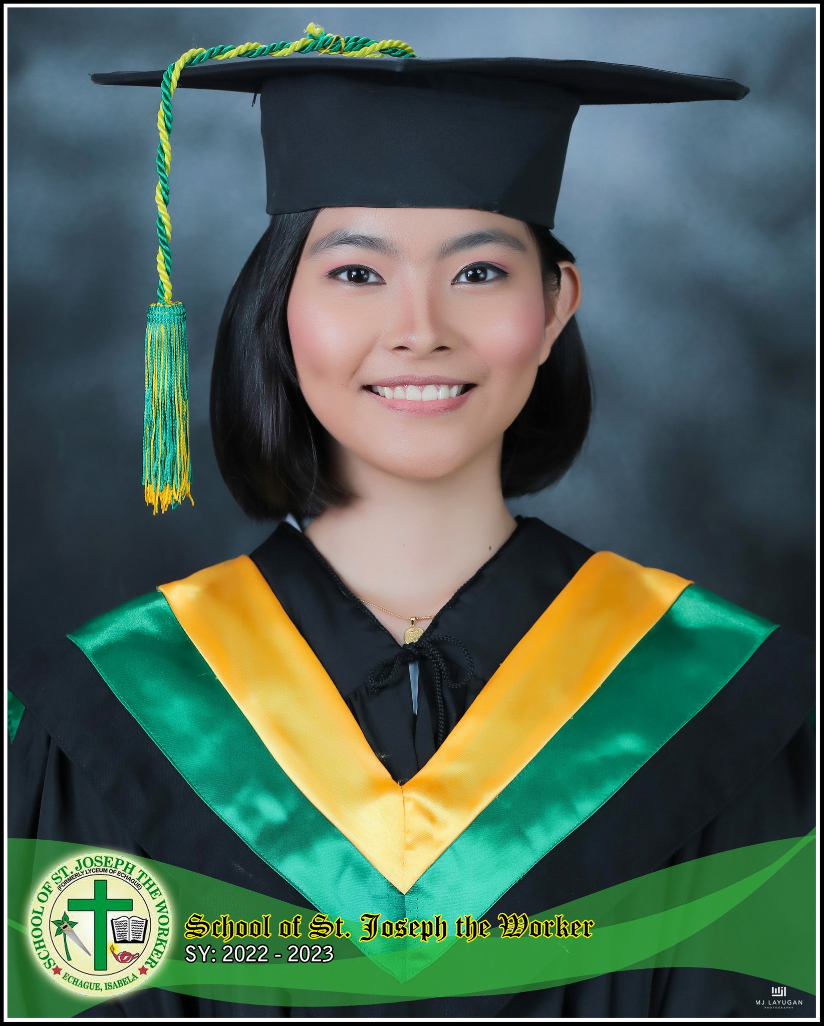 SAMPLE GRADUATION PICTORIAL Batch... - Mj Layugan Photography | Facebook