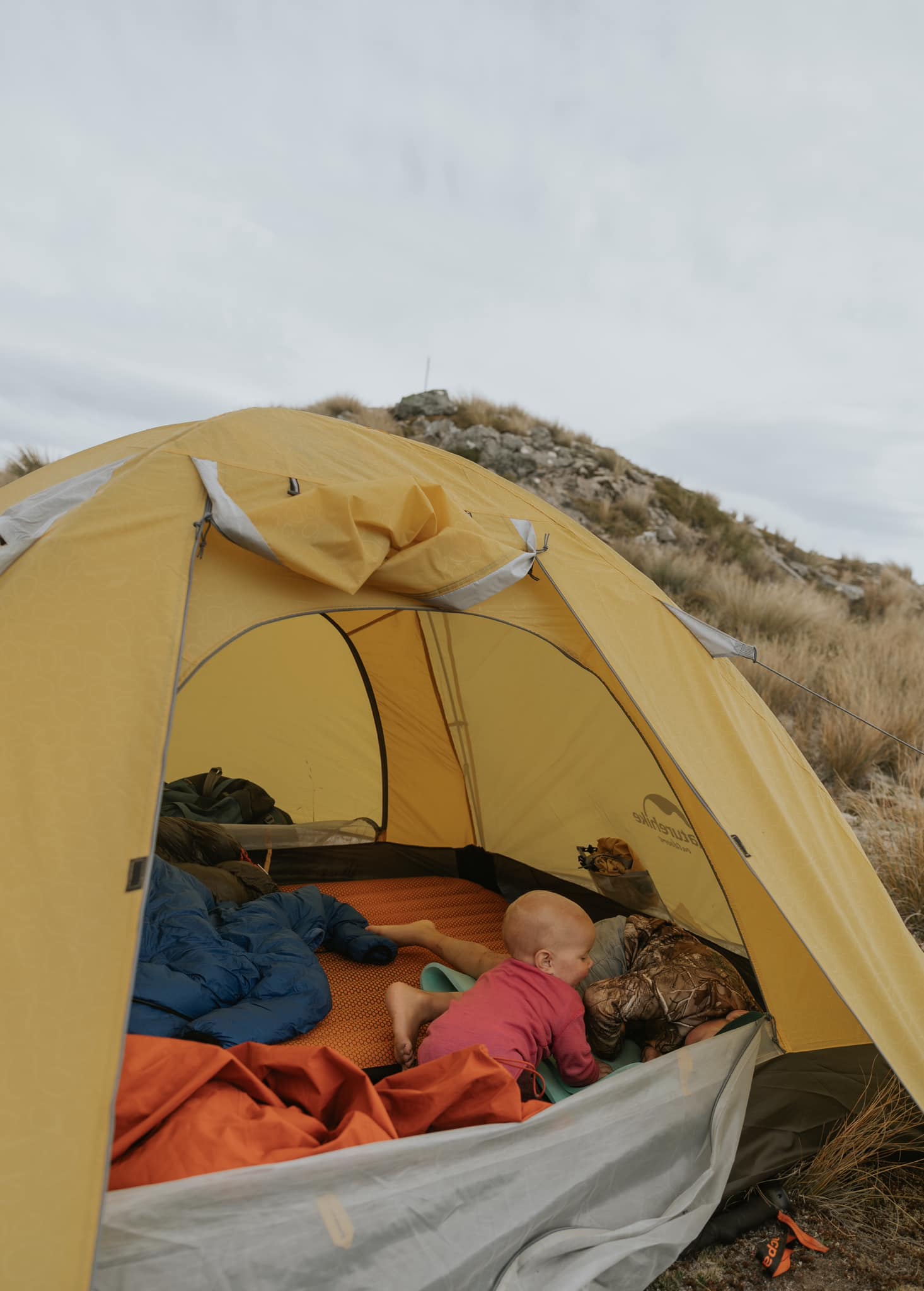 Camping setup with Naturehike Cloud Wild car side tent