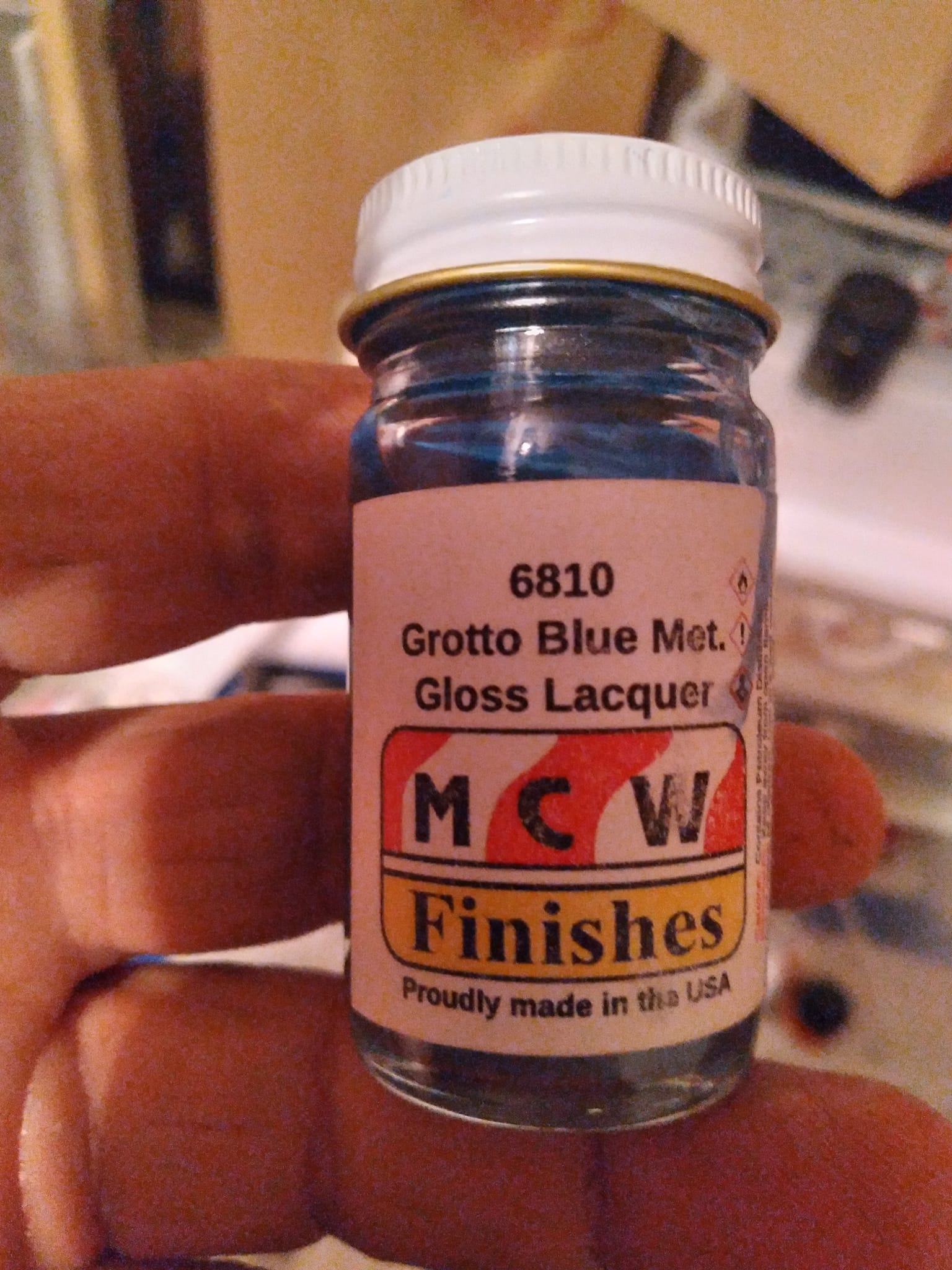 MCW Finishes 1017E Gloss Clear Enamel Paint 15ml (0.5oz) - White Rose