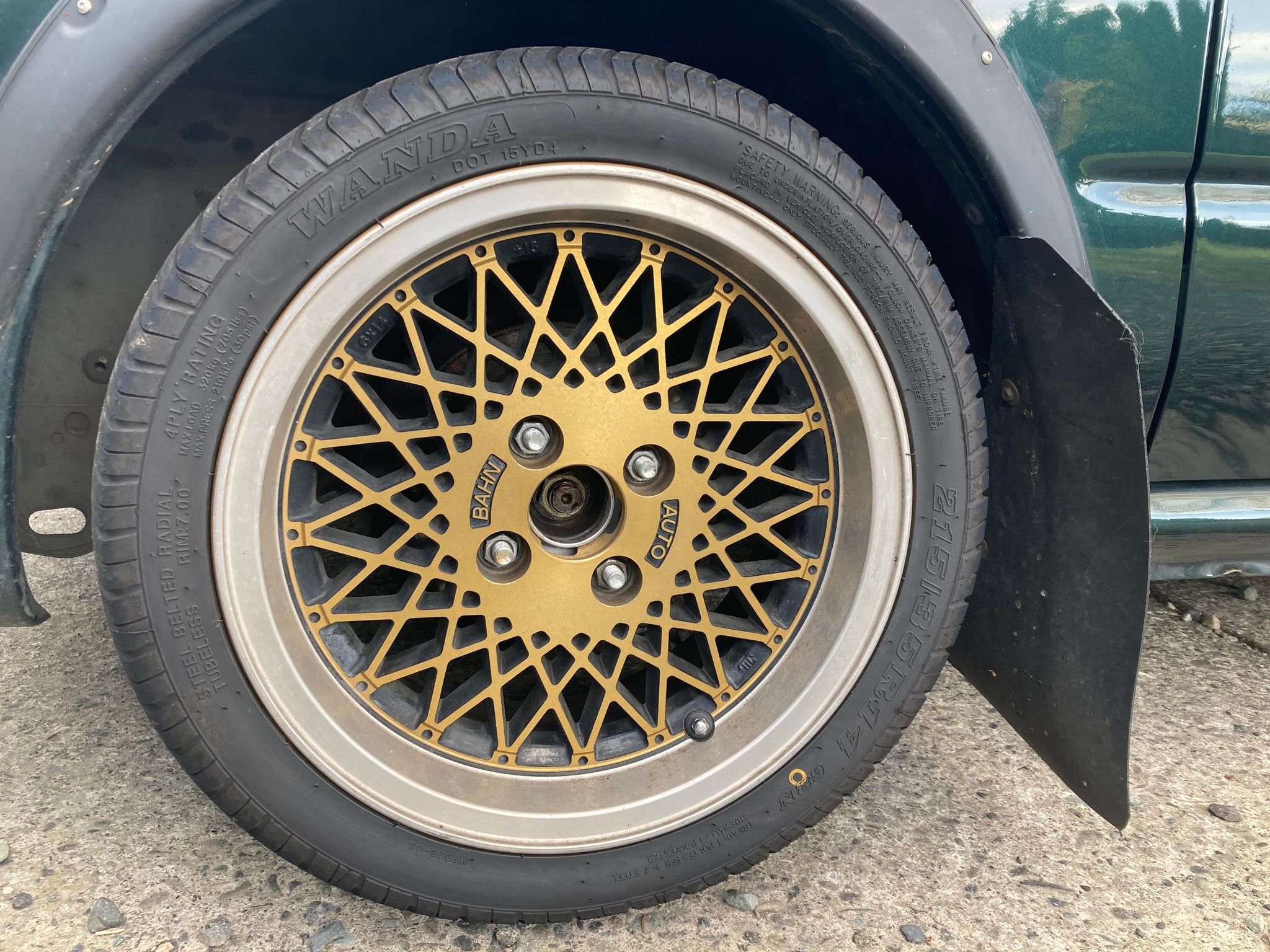 Goodyear viva, my absolute favorite small wheels. 14x6