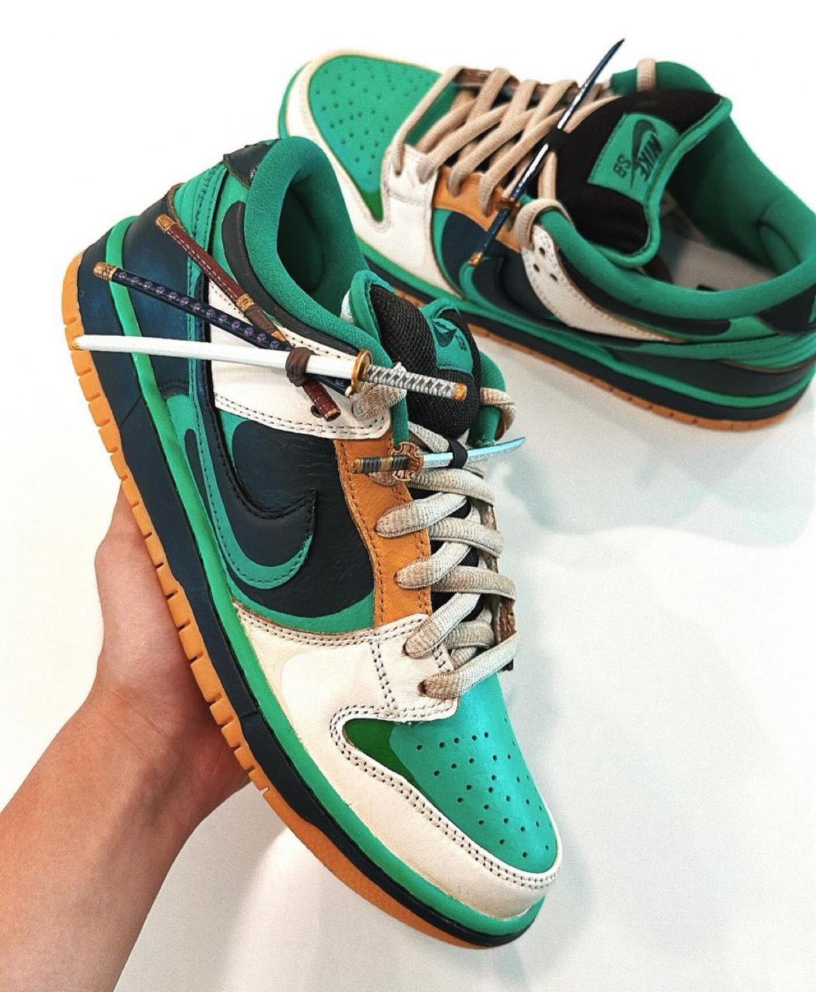 One Piece x Nike SB Dunk Low 