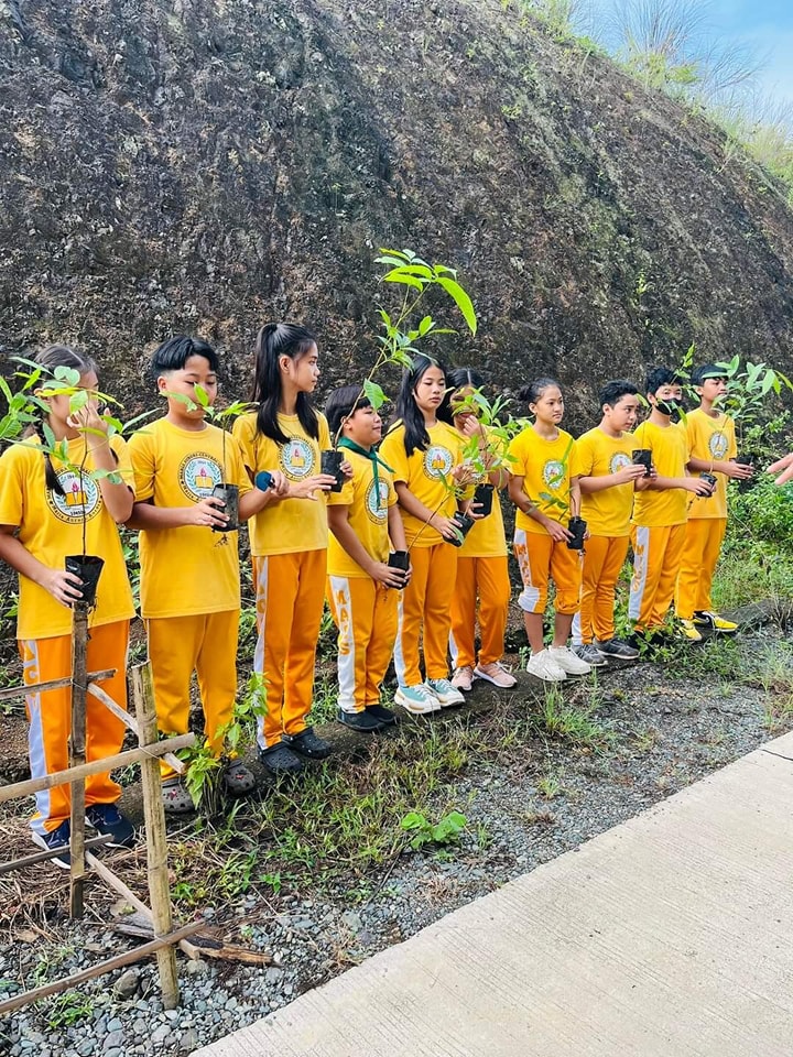 DepEd - TINGNAN: Aktibong nakiisa ang mga mag-aaral, guro, at mga ...