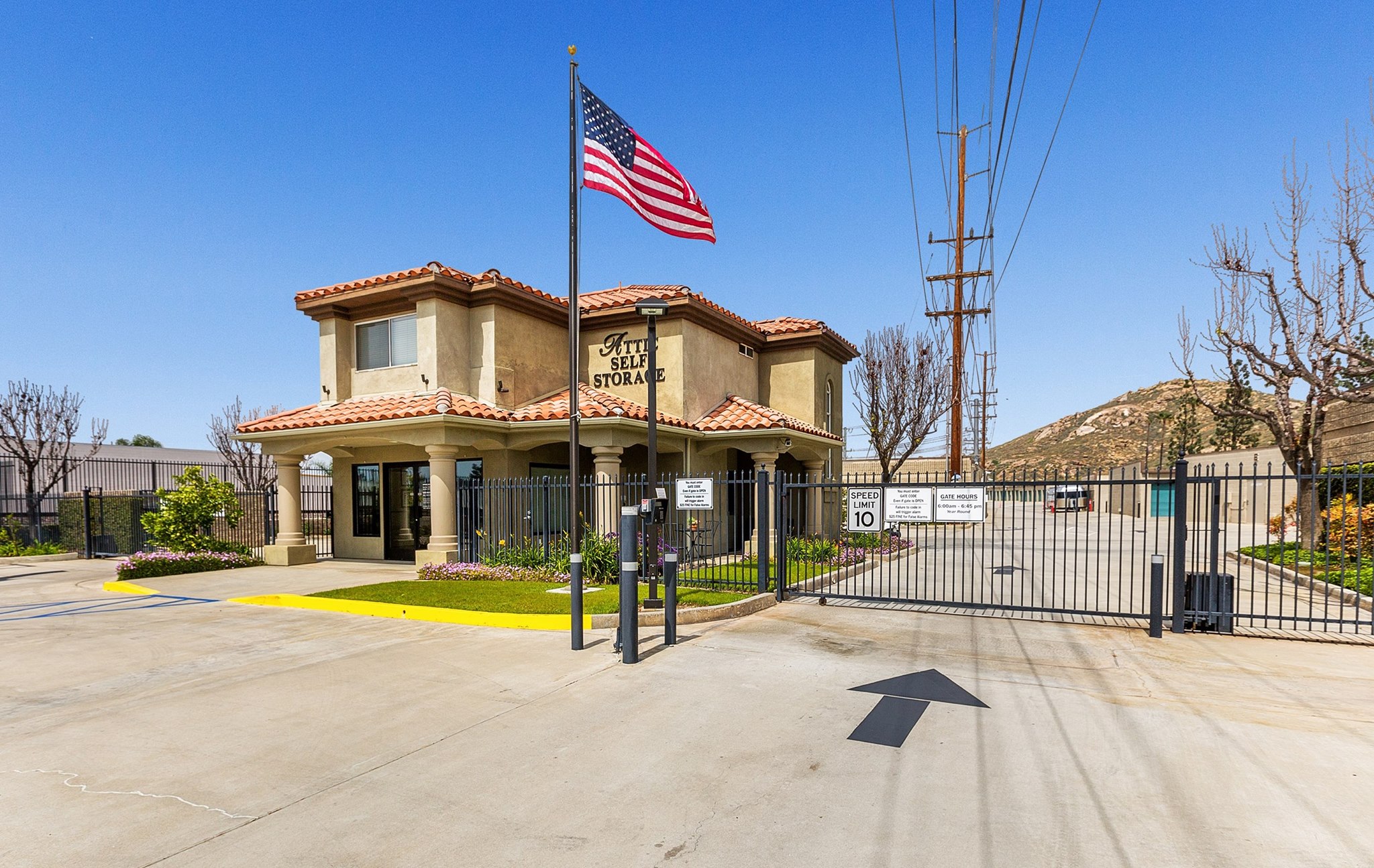 Attic Self Storage | Riverside CA