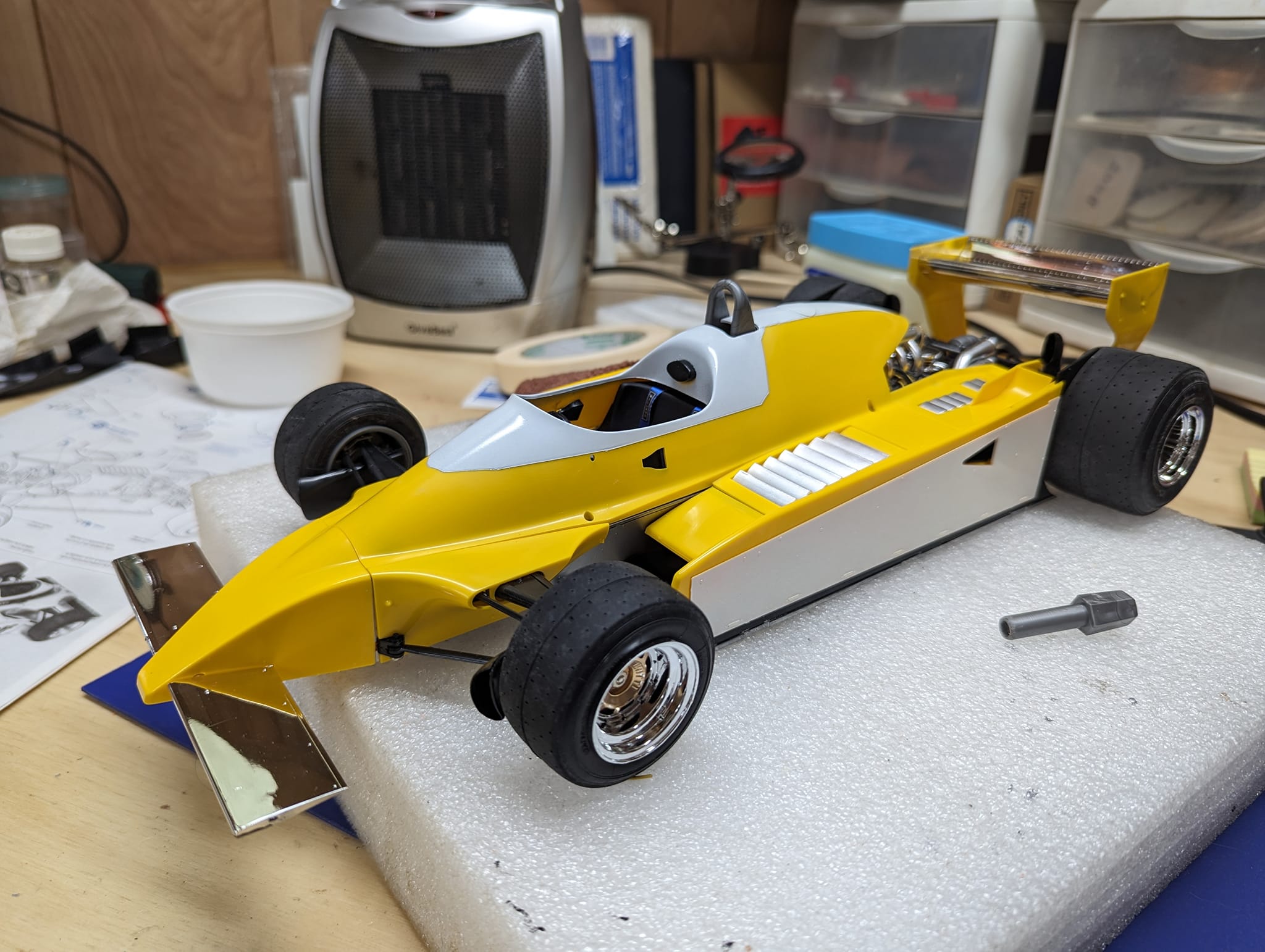 Tamiya 1/12 scale Renault RE20 turbo model kit review