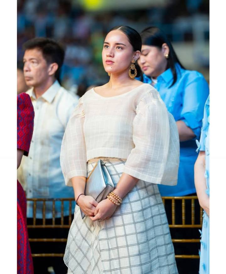 juliana gomez graduation dress Wow So beautiful in her Filipiniana stunning And elegant Courtesy #JulianaGomez #LucyTorresGomez #RichardGomez #famous #popular #famouskid #trendingphoto #celebrity #celebritynews #ShowbizNews #ShowBiz #actress #actor #Celebritykids blue prom dres