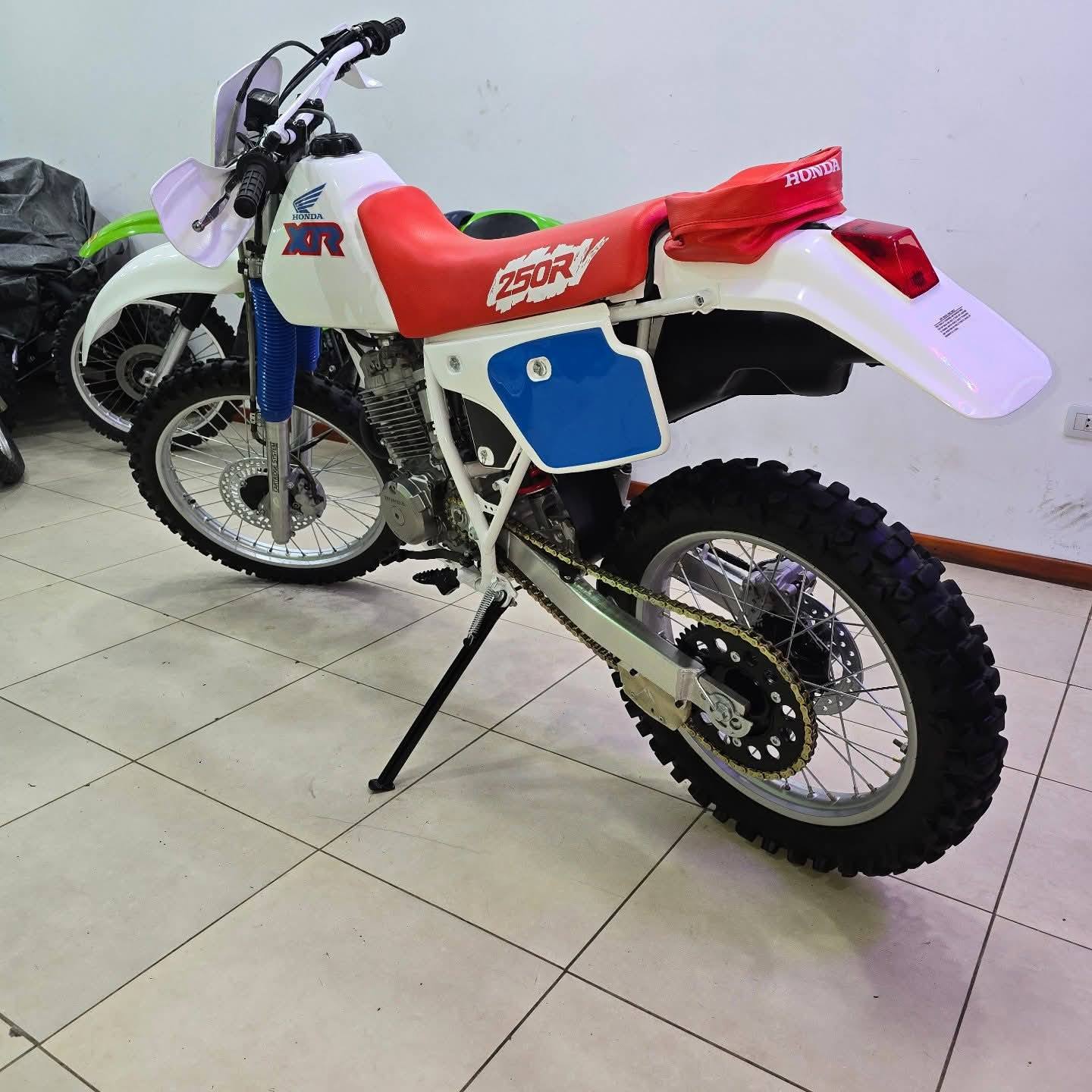 ⚠️Pemba motors ⛔ @top fans 0612 225 917