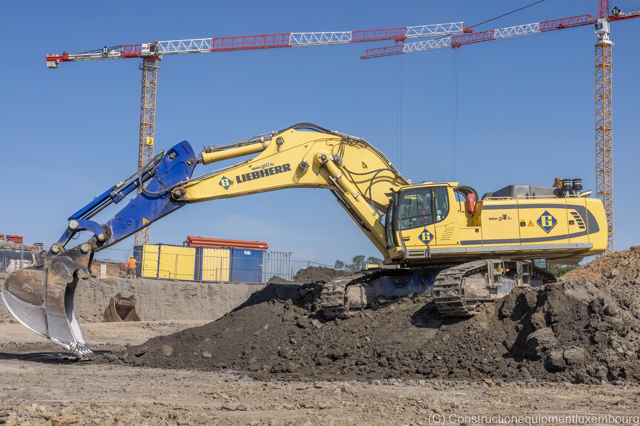 Meet the powerhouse: the HAZEMAG HPI-H Primary Impact Crusher ...