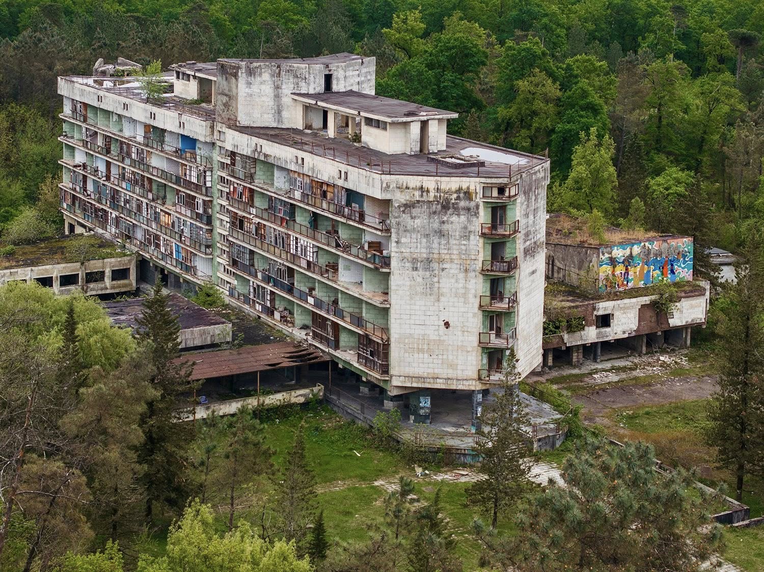 Soc - Former Hotel Aia, Tskaltubo, Georgia A notable example of late ...