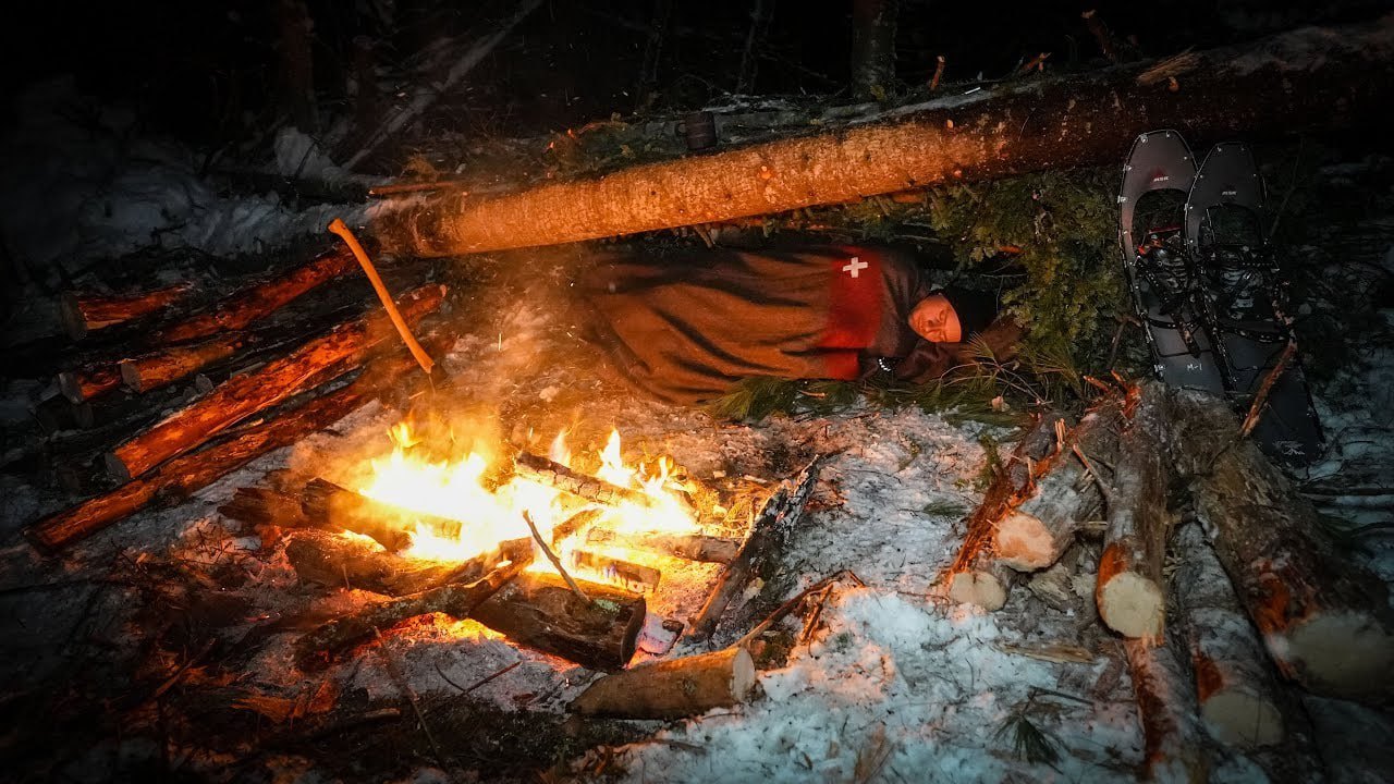 Rak - Survival Shelter in Deep Snow - Wool Blanket, Below Freezing ...