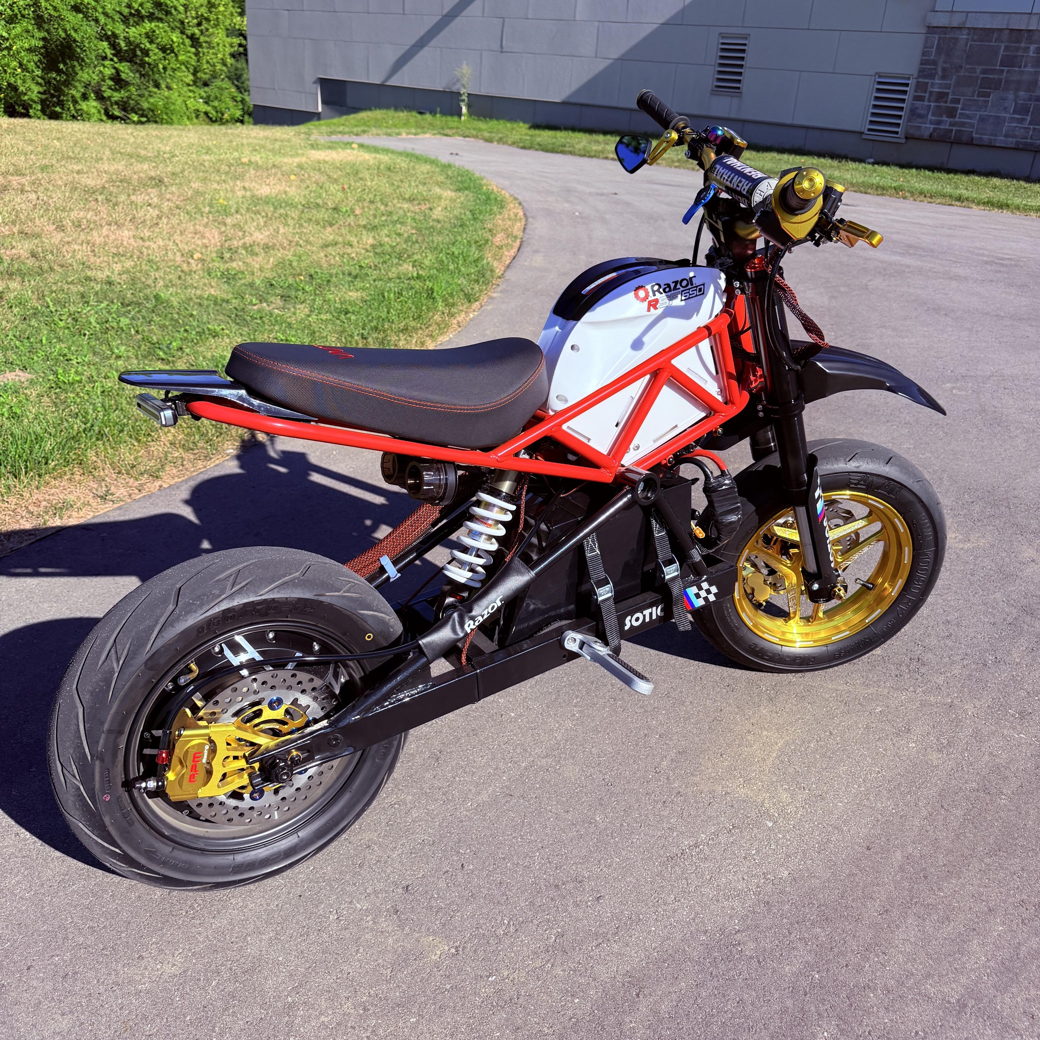 Modified Razors for Adults | SX500 Hell Razor is complete and rides ...
