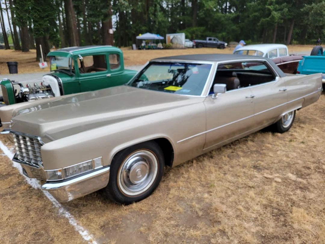 Classic Car Enthusiasts added a... - Classic Car Enthusiasts