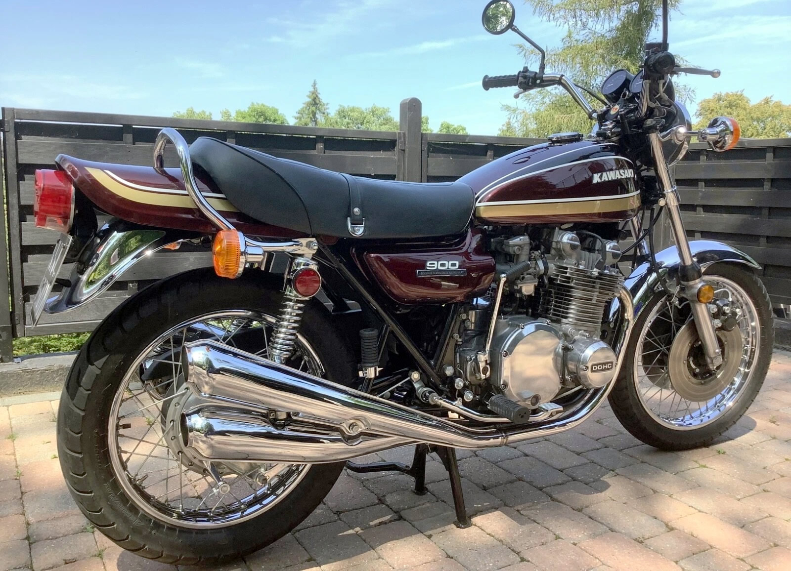 1975 Kawasaki Z1B 900 candy red for sale