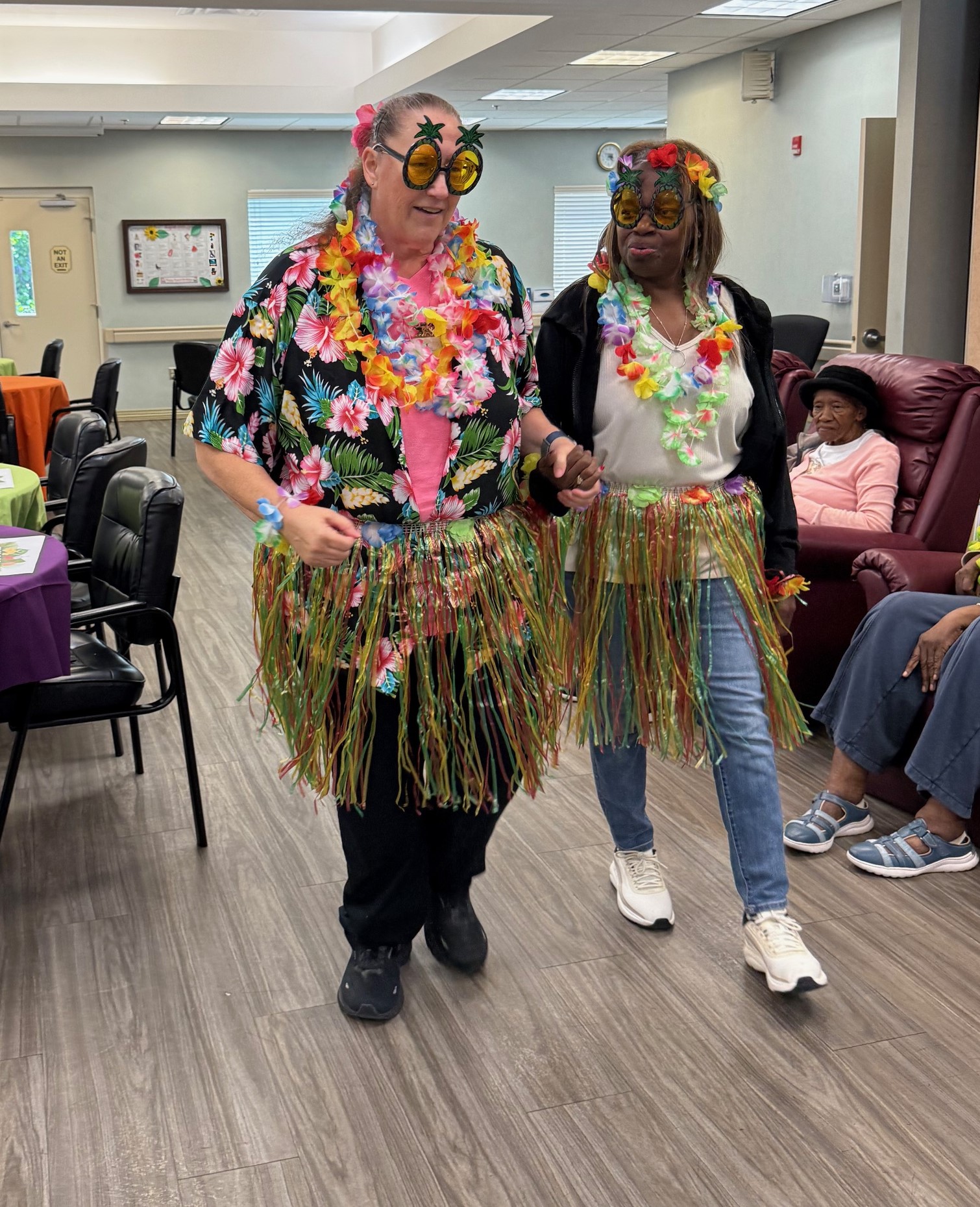 Osceola Council on Aging celebrates Hawaiian day