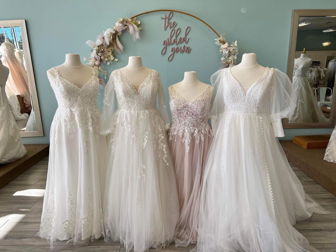 Our bridal sister brand @vowdweddings now has two permanent stores in Knoxville & Nashville! 🏡 💕 Visit their link in bio to book your bridal and bridesmaids appointments!
