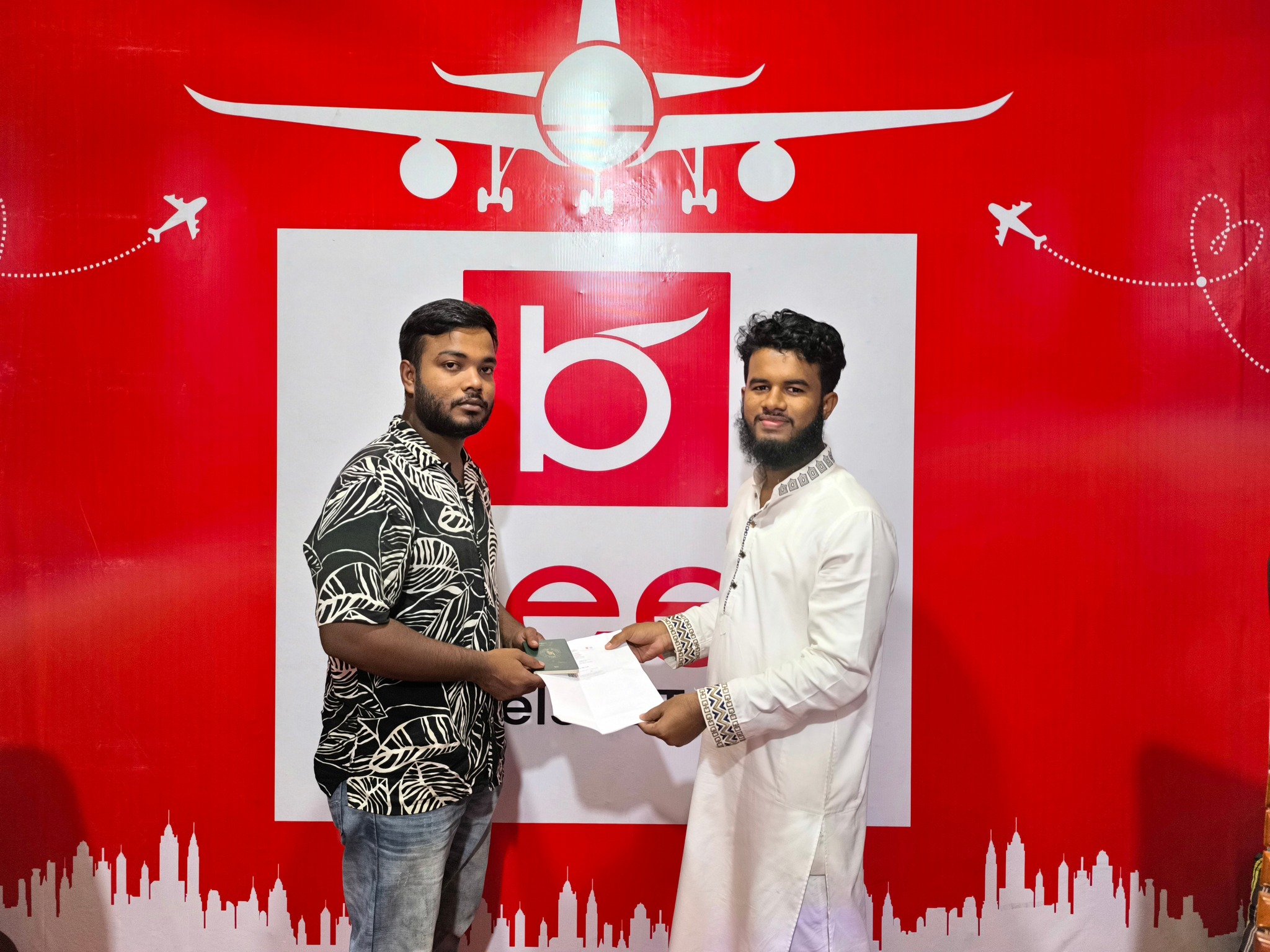 Beeli - Imran Nazir তার বন্ধুকে বিলি ট্রাভেলস থেকে সেবা দিচ্ছে। আমাদের ...