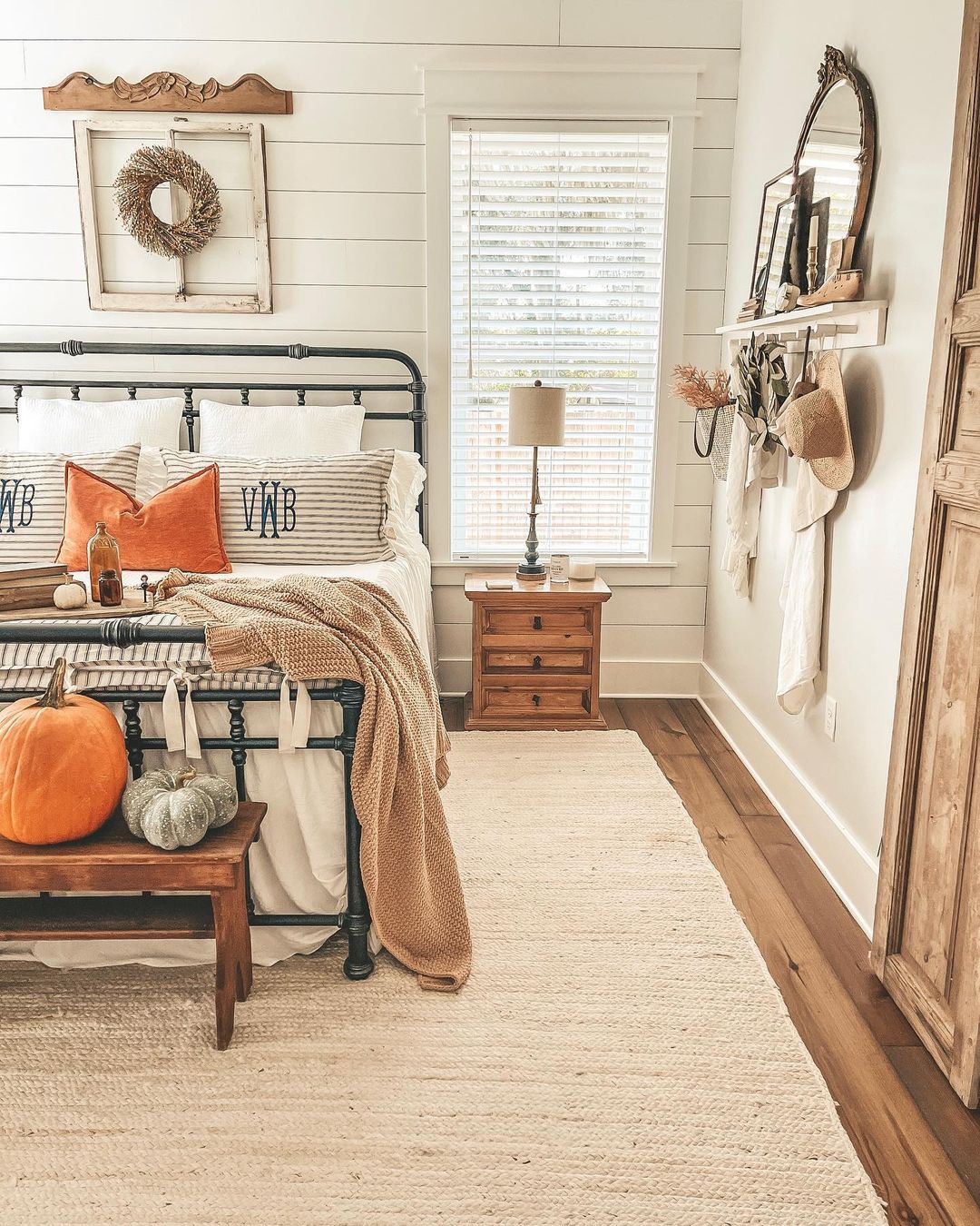 We love farmhouse