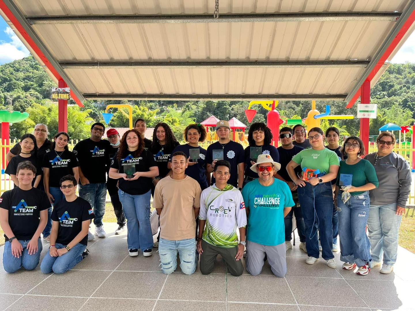 Con mucho orgullo compartimos... - Departamento de Educación