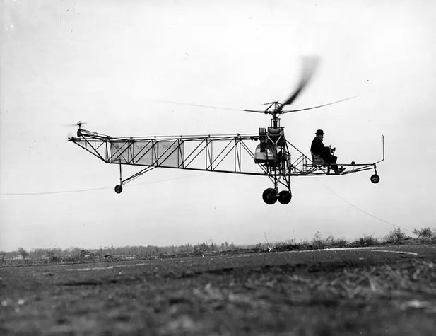 On September 14, 1939, the VS-300, America's first practical