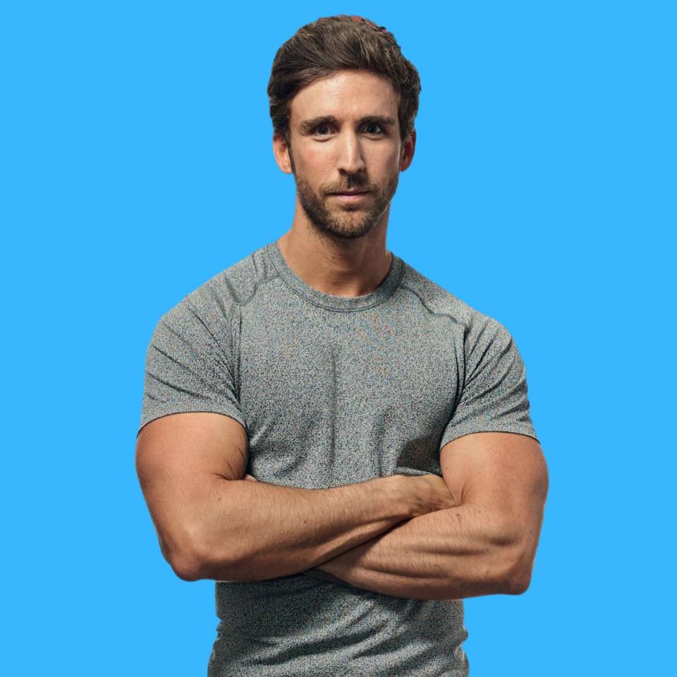 Build strength in just 30 minutes! This push day dumbbell workout hits ...