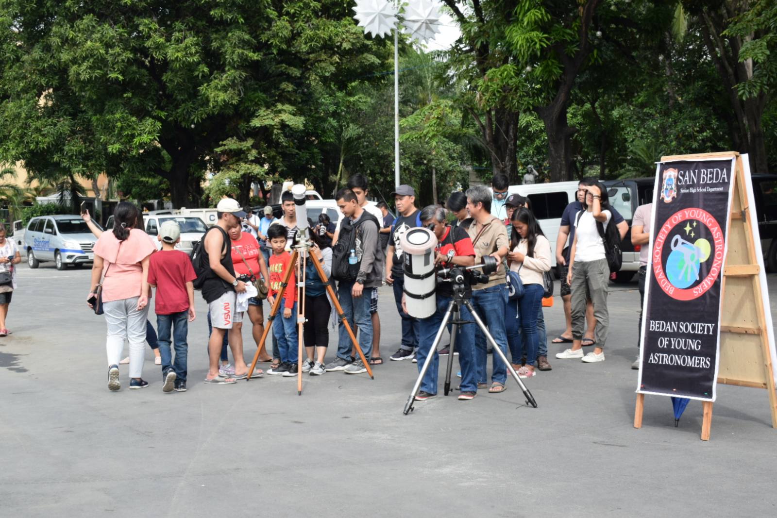 Manila Public... - Manila Public Information Office