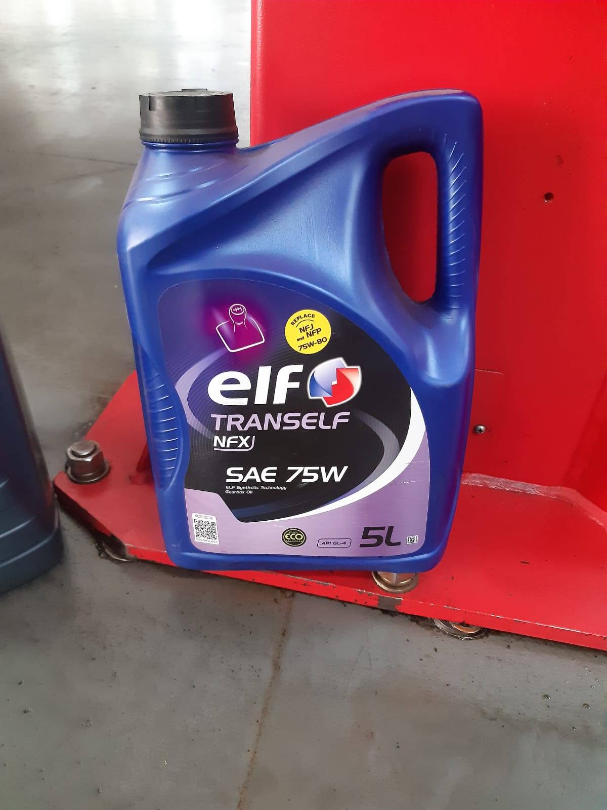 Isuzu Genuine Besco Transaxle Gear Oil 5W-30 4Liters 3,500php