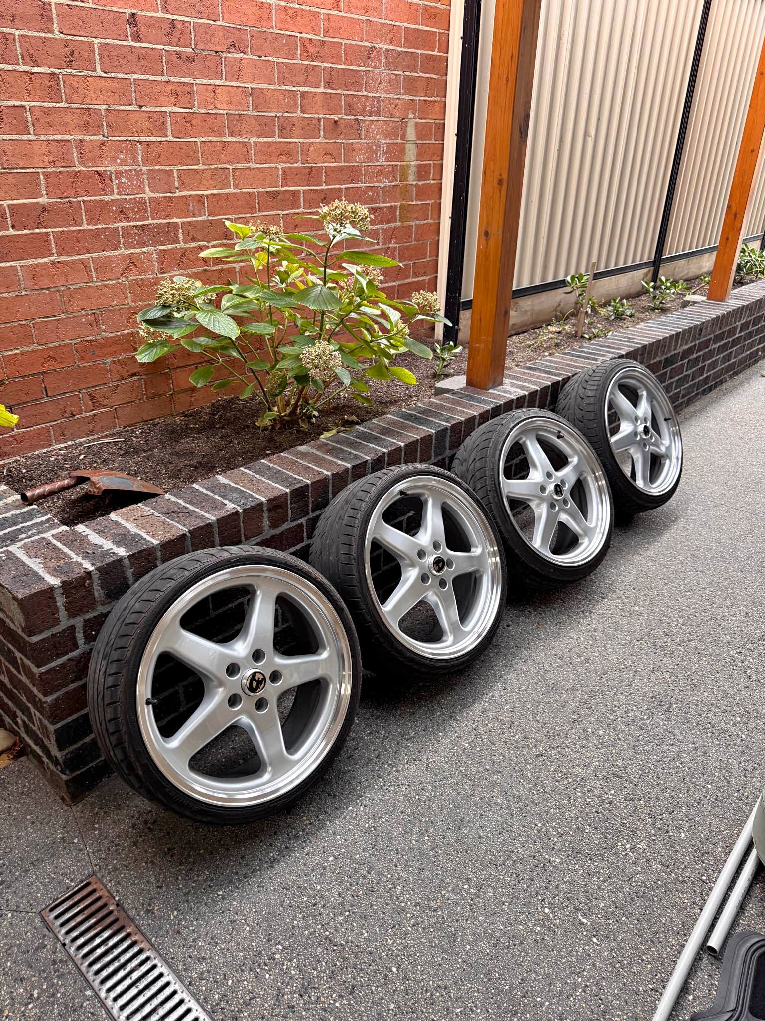 20 inch walkie rims - Car Wheels, Tires & Parts - Melbourne, Victoria ...