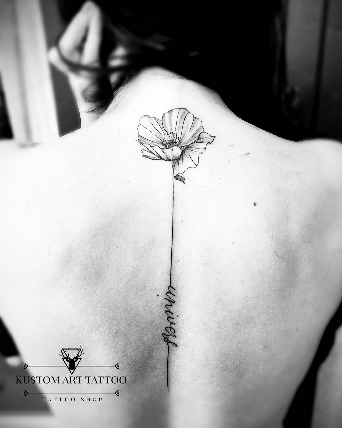 Tatouage Coquelicot Noir Et Blanc