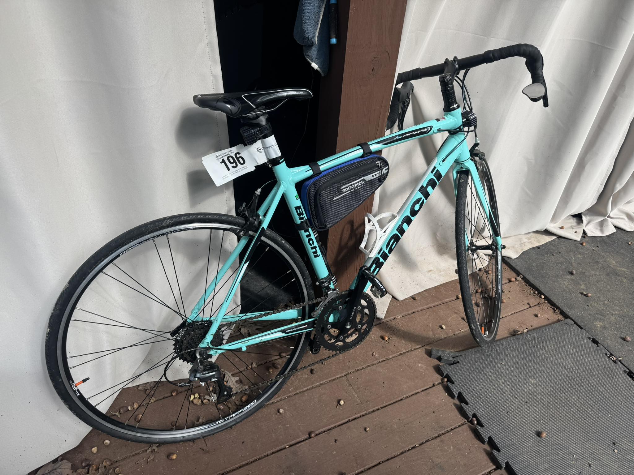 Will a 28mm tire fit on a Bianchi Via Nirone 7?