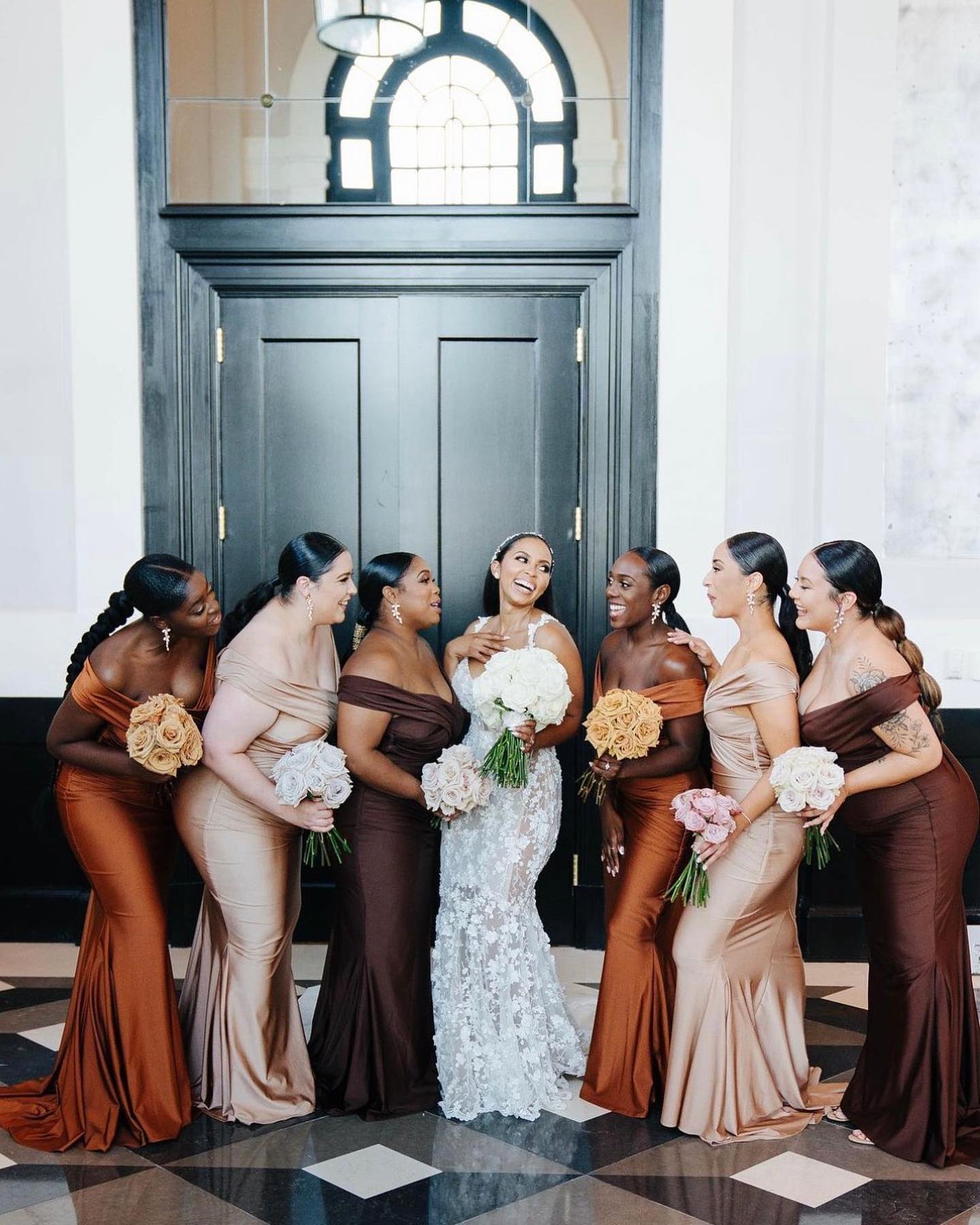 bridesmaid dresses theme color When choosing bridesmaids dresses, there are several tips to keep in mind!⁣ ⁣ ✨First, consider the palette of your wedding and choose a shade that complements the overall theme!⁣ ⁣ ✨Opt Taylor Swift look spring-chic Dark Midi dresses Choose Your Fabric Type:Cotton Twill 58” 4.5 oz 100% This Short Sleeve Simple