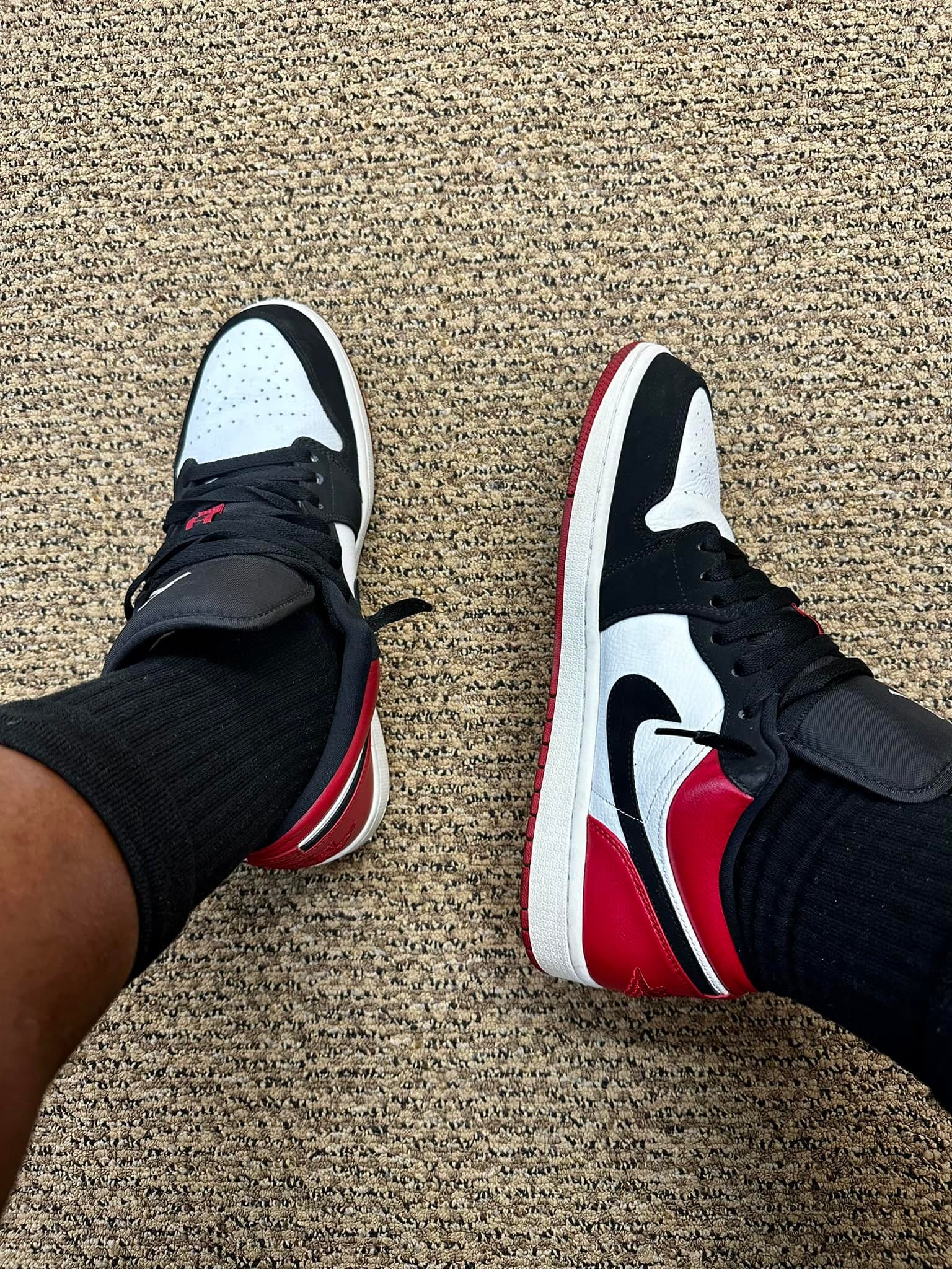 Jordan 1 Low SE Black Toe (2025) – sneakerzonik Nike Air Jordan 1