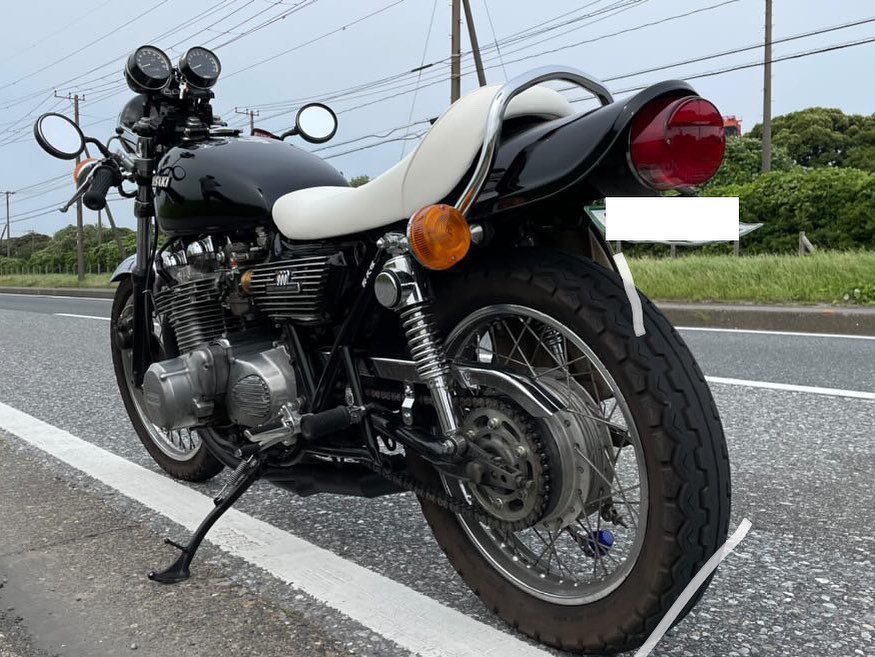 Z250FT タックロール シート 黒皮 ノーマル/ アンコ抜き 巧妙な