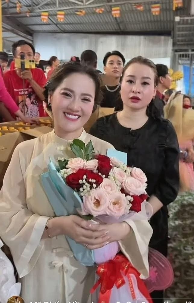 Chiều 12/1: Chi 3 Rút Đơn Xin Lỗi Má Tư Vì LÍ DO NÀY, Hồng Loan Vỡ Oà ...