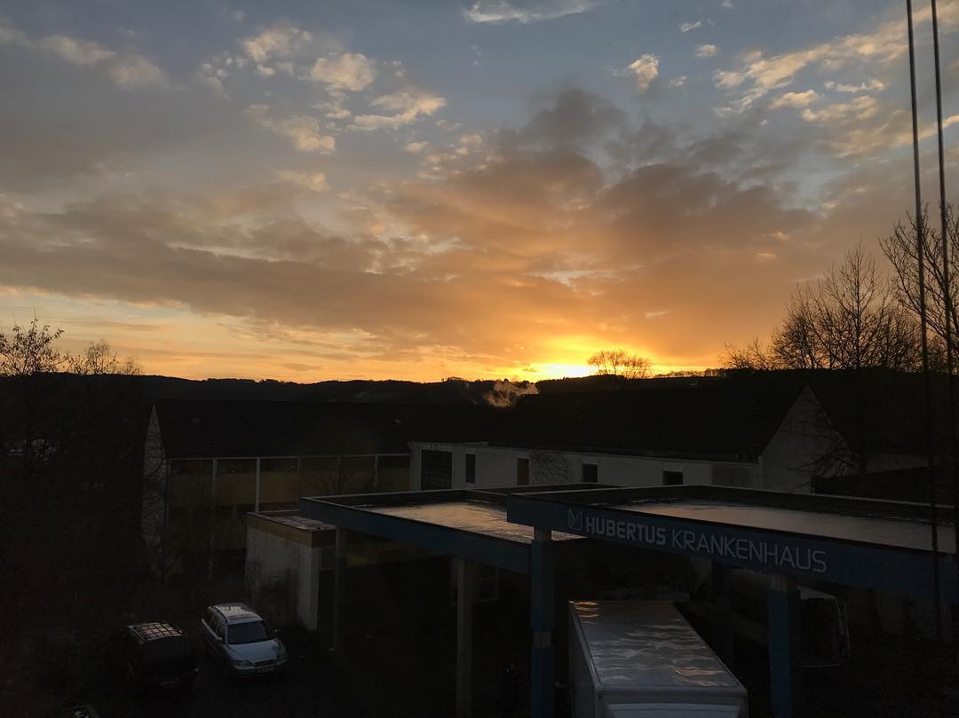 Guten Morgen Die Sonne Geht Auf Uber Jytte Merle Bohrnsen