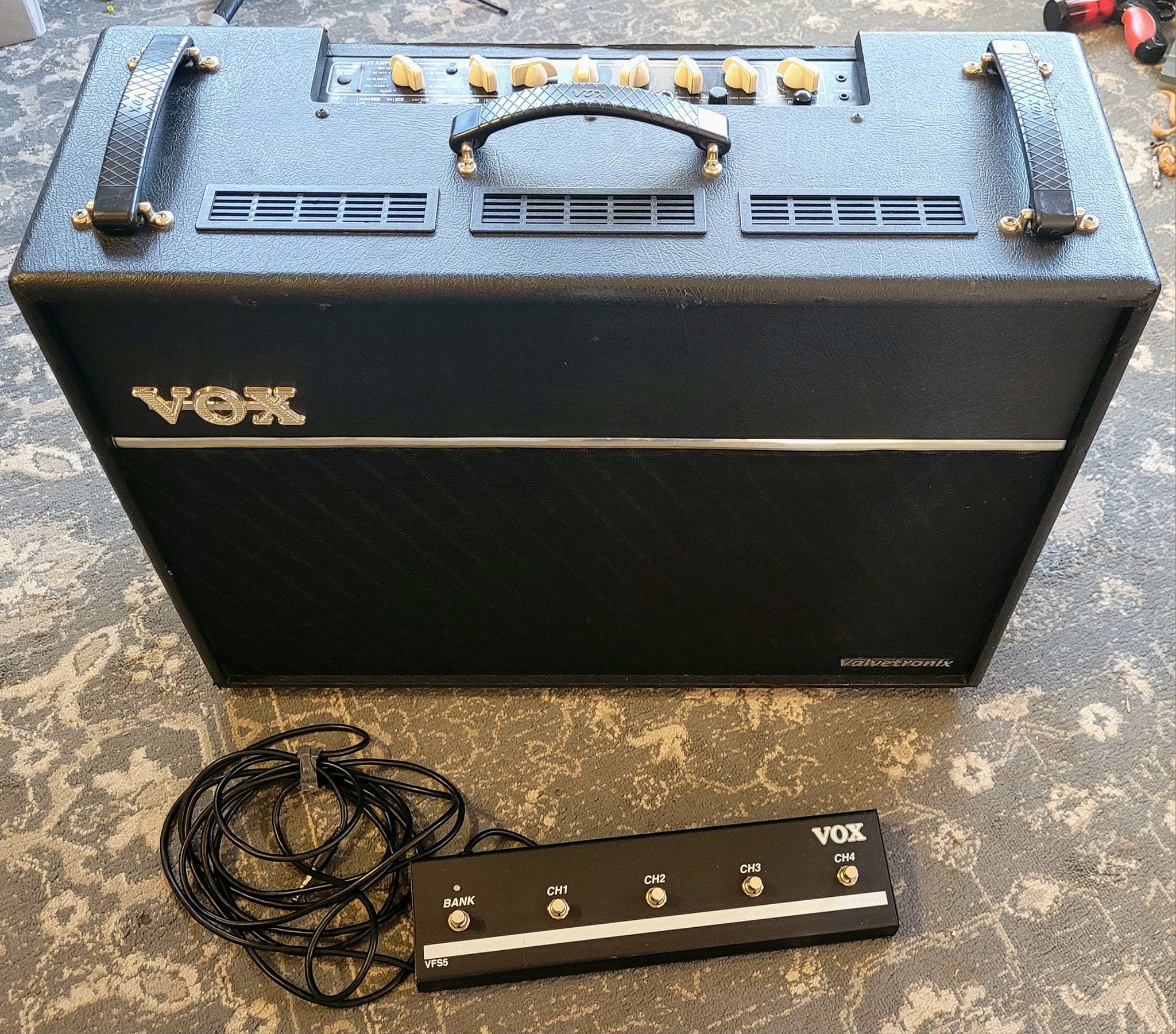 Gitarsko pojačalo Vox Valvetronix