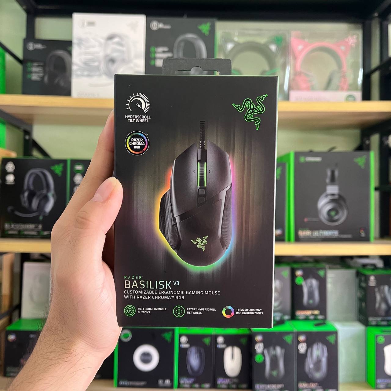Spector Gears - Razer Basilisk V3 = 79$ - 26000 dpi...