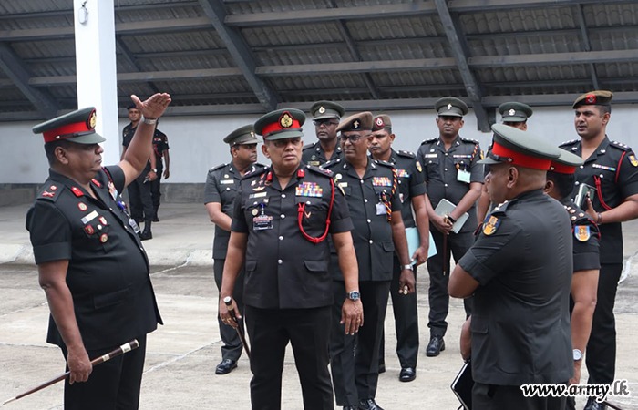 Sri Lanka Army -... - Sri Lanka Army - Defender of the Nation