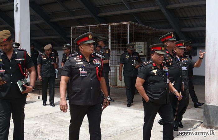 Sri Lanka Army -... - Sri Lanka Army - Defender of the Nation
