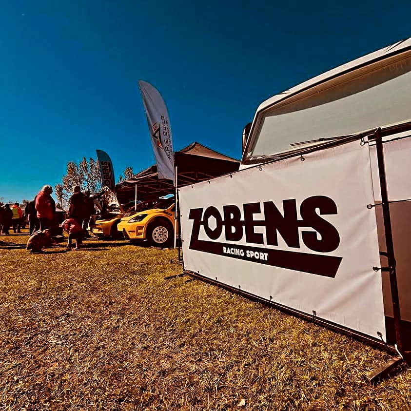 Zobens racing sport