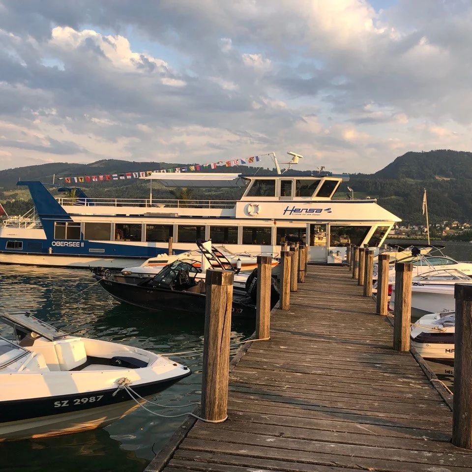 Schifffahrtsbetrieb Hensa... - Schifffahrtsbetrieb Hensa AG