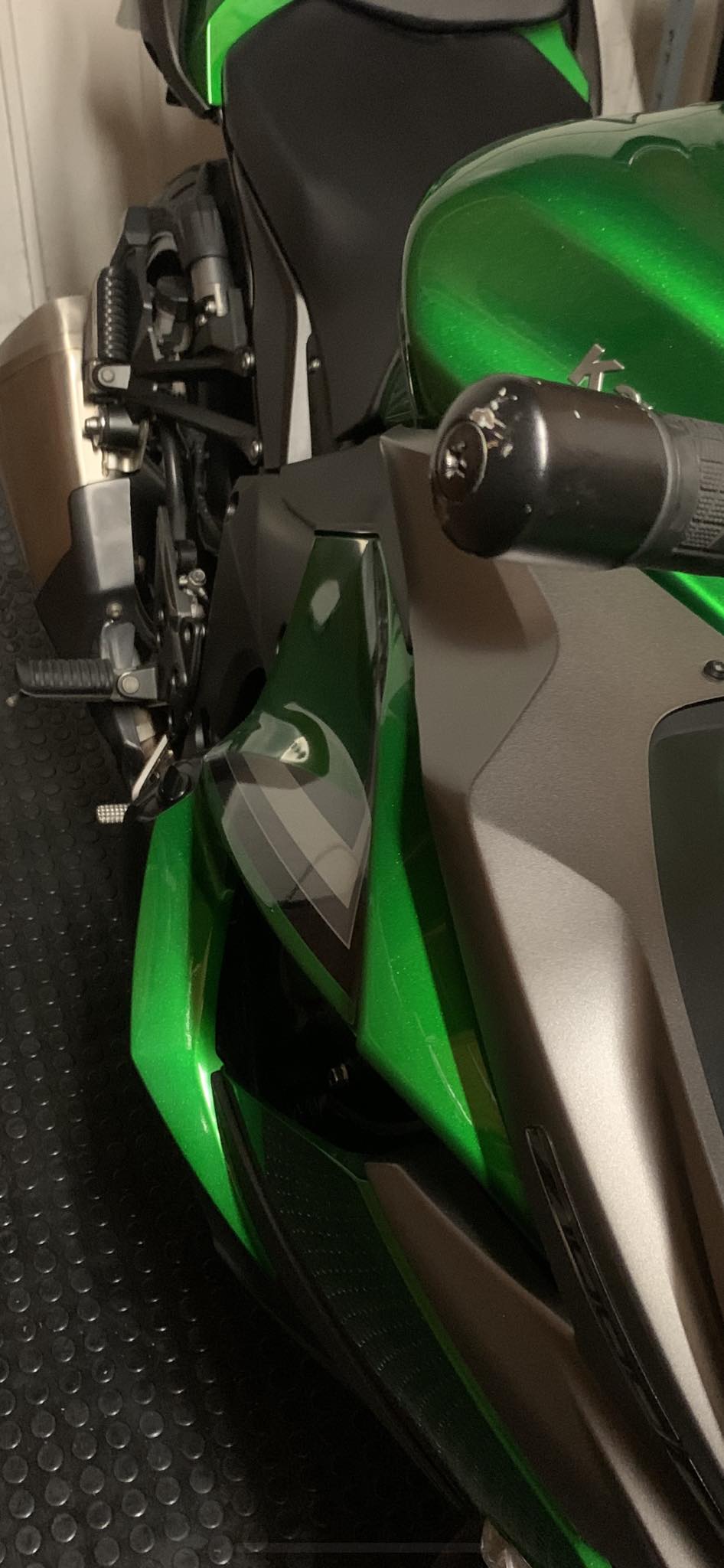What is the handle name for 2011 Kawasaki Ultra 300X?