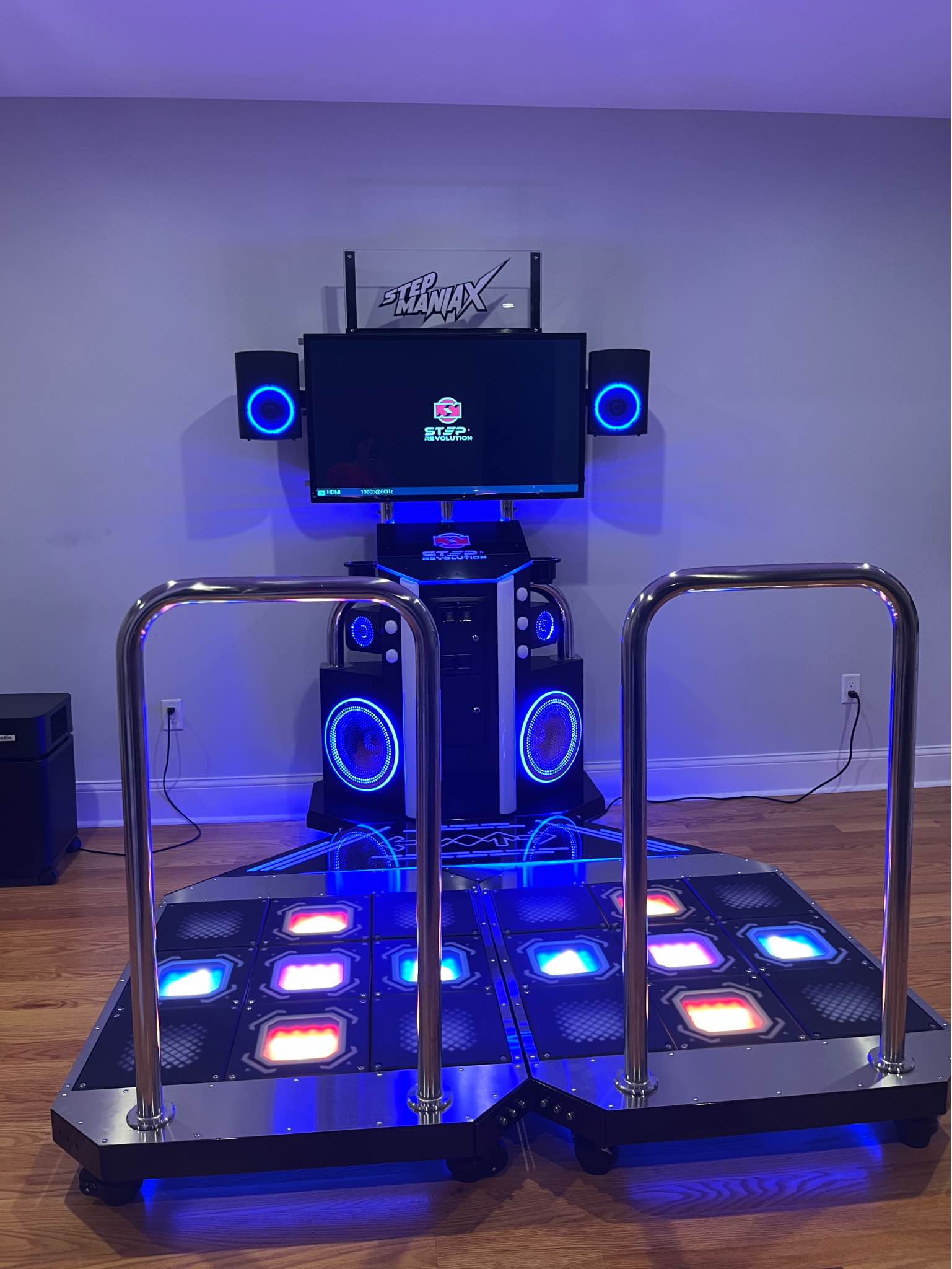 StepmaniaX Dedicated Machine - 5th Gen - Slot Machines - Newton ...